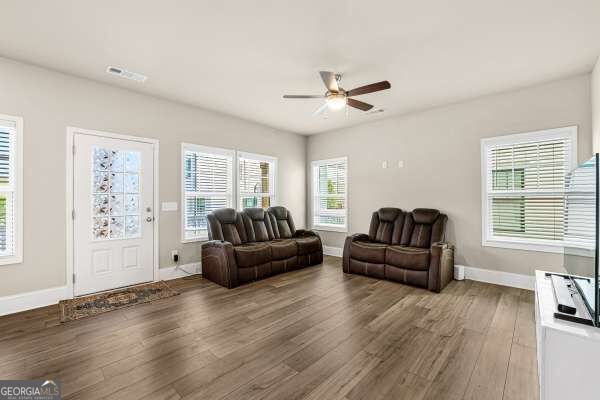 3162 Webb Road # 8b Property Photo 5