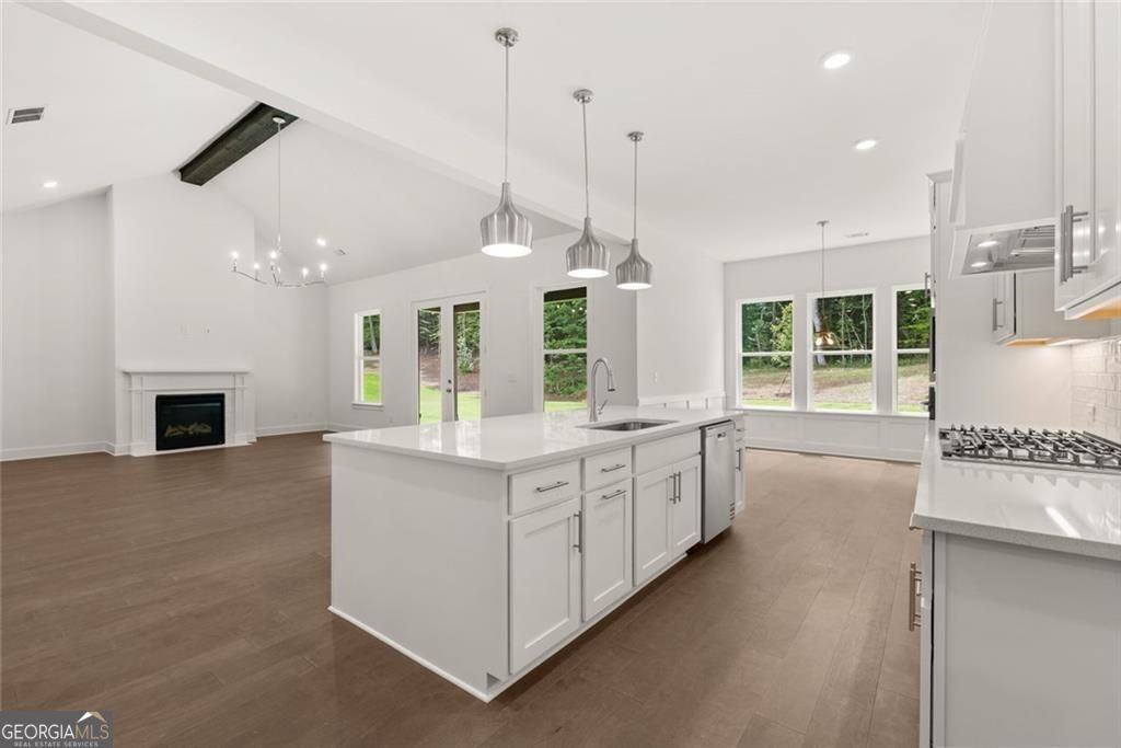 8480 Creekside Overlook Drive Property Photo 10
