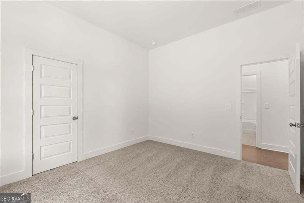 8480 Creekside Overlook Drive Property Photo 30