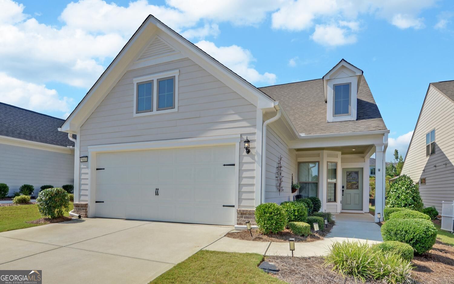 5663 Villa Crest Drive