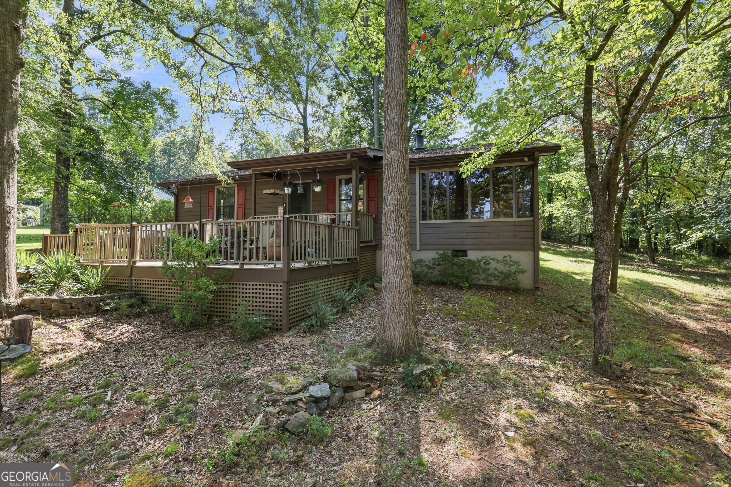4370 Cole Road Property Photo 2