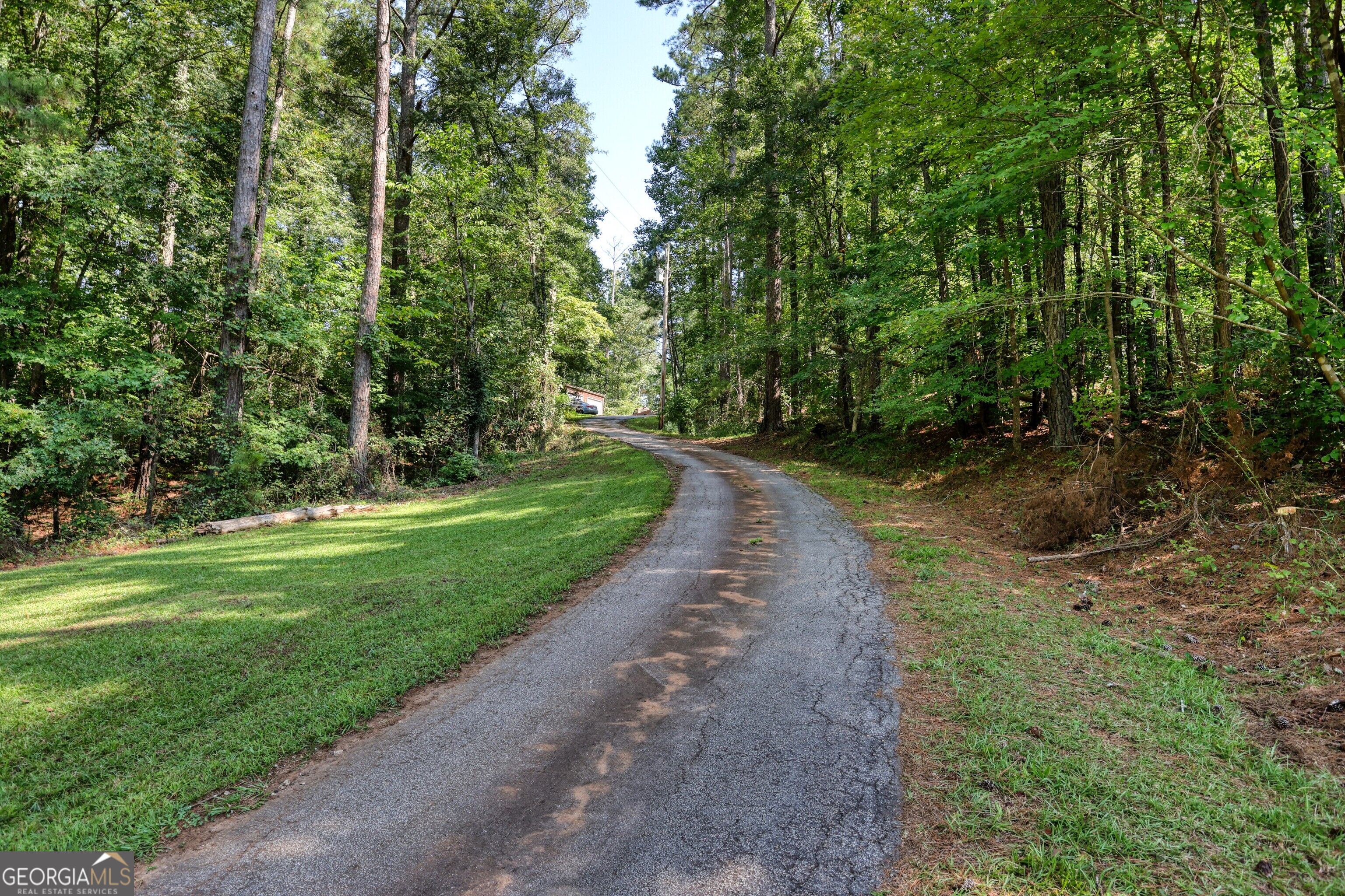 4370 Cole Road Property Photo 4