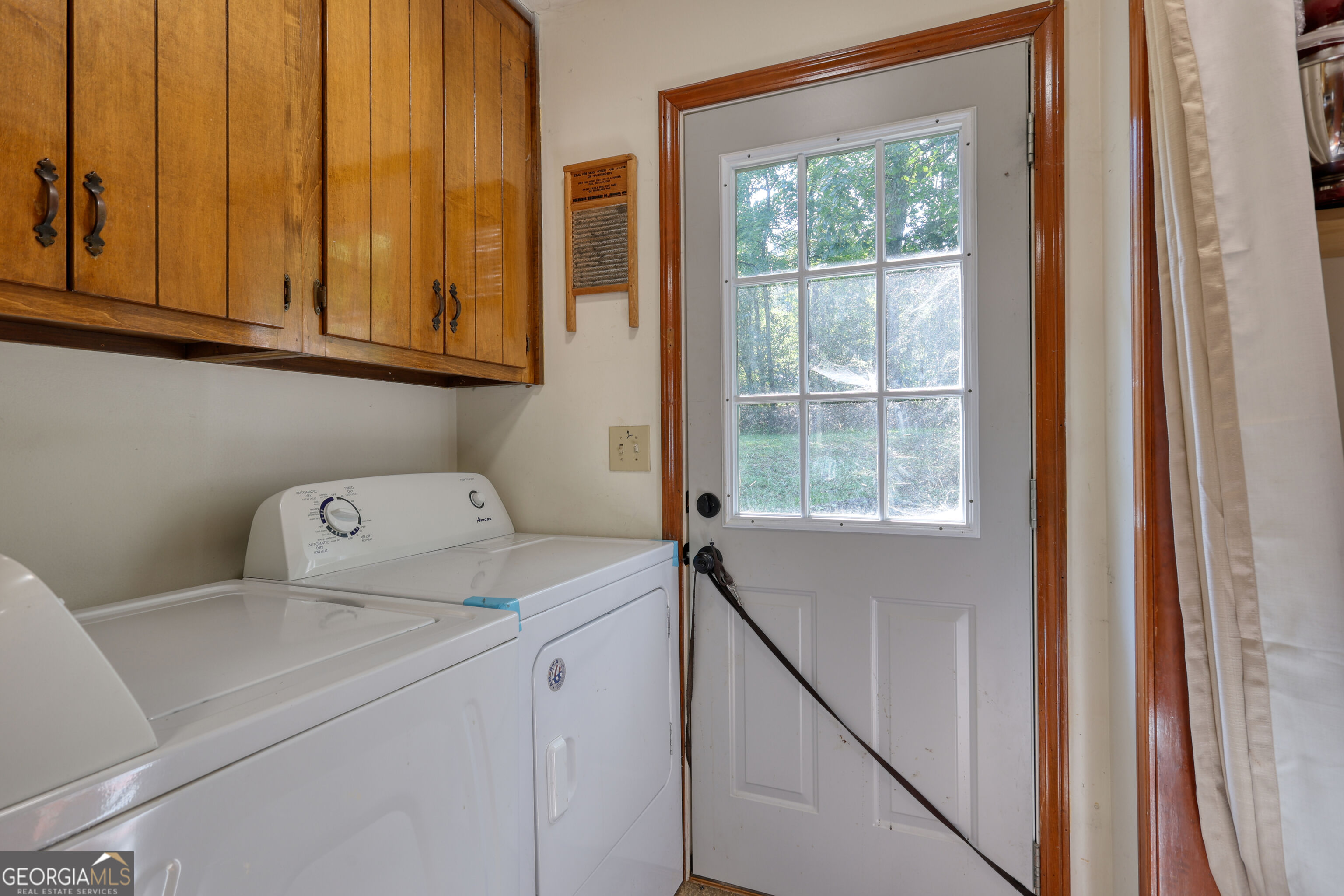4370 Cole Road Property Photo 23