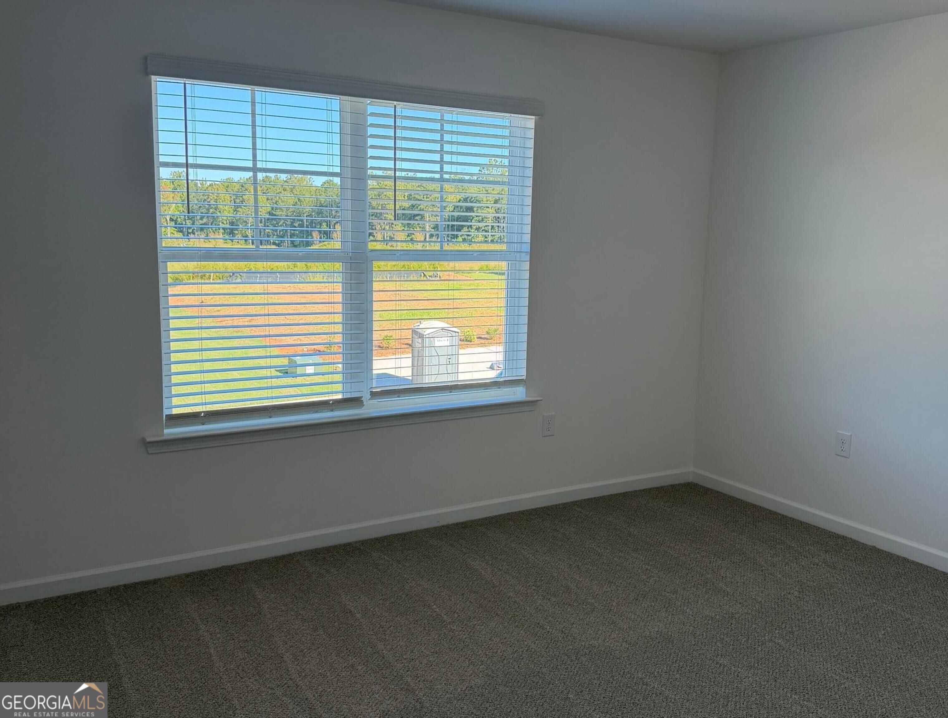 8135 Pine Ridge Road Property Photo 13