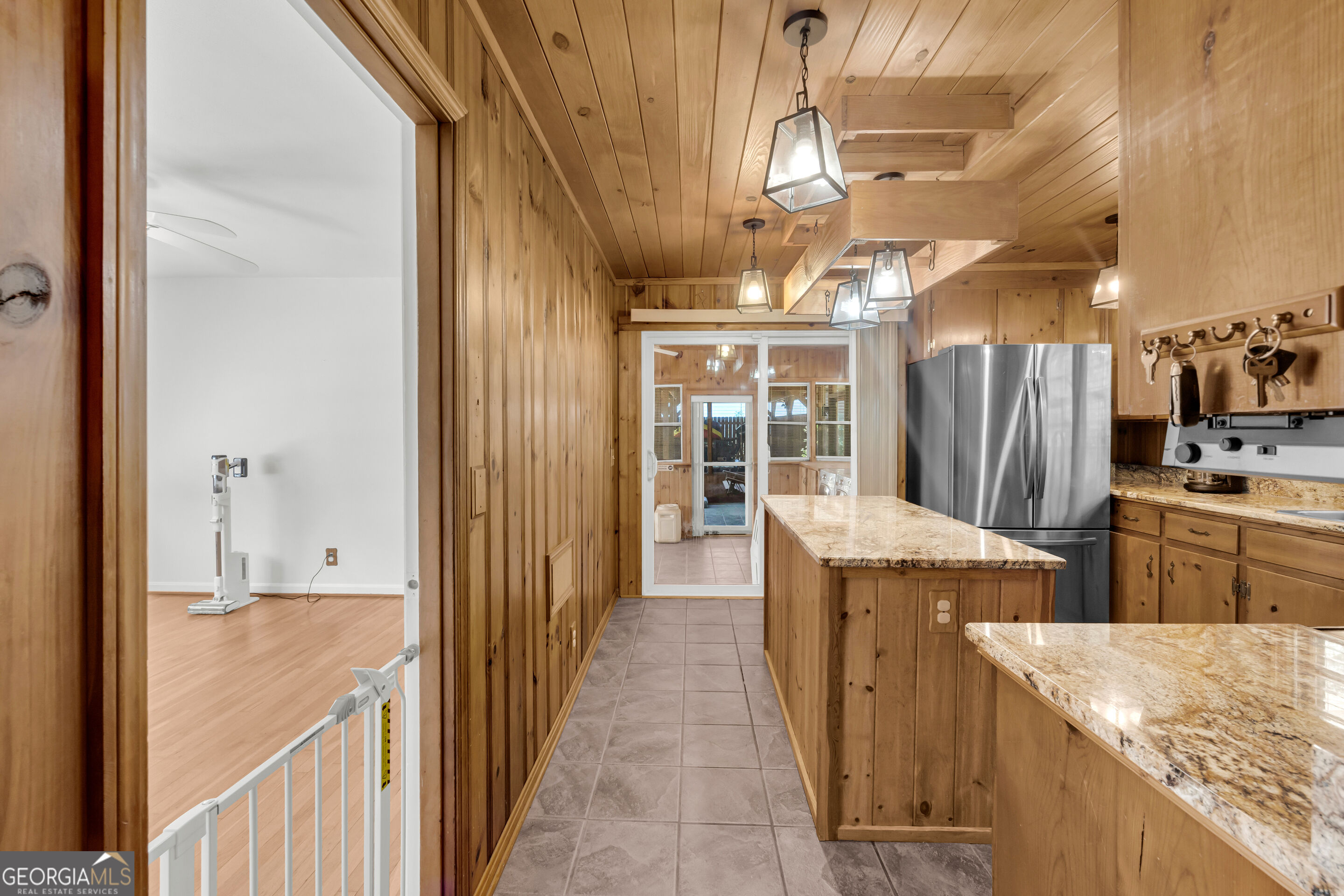 1104 Double Bridges Road Property Photo 9