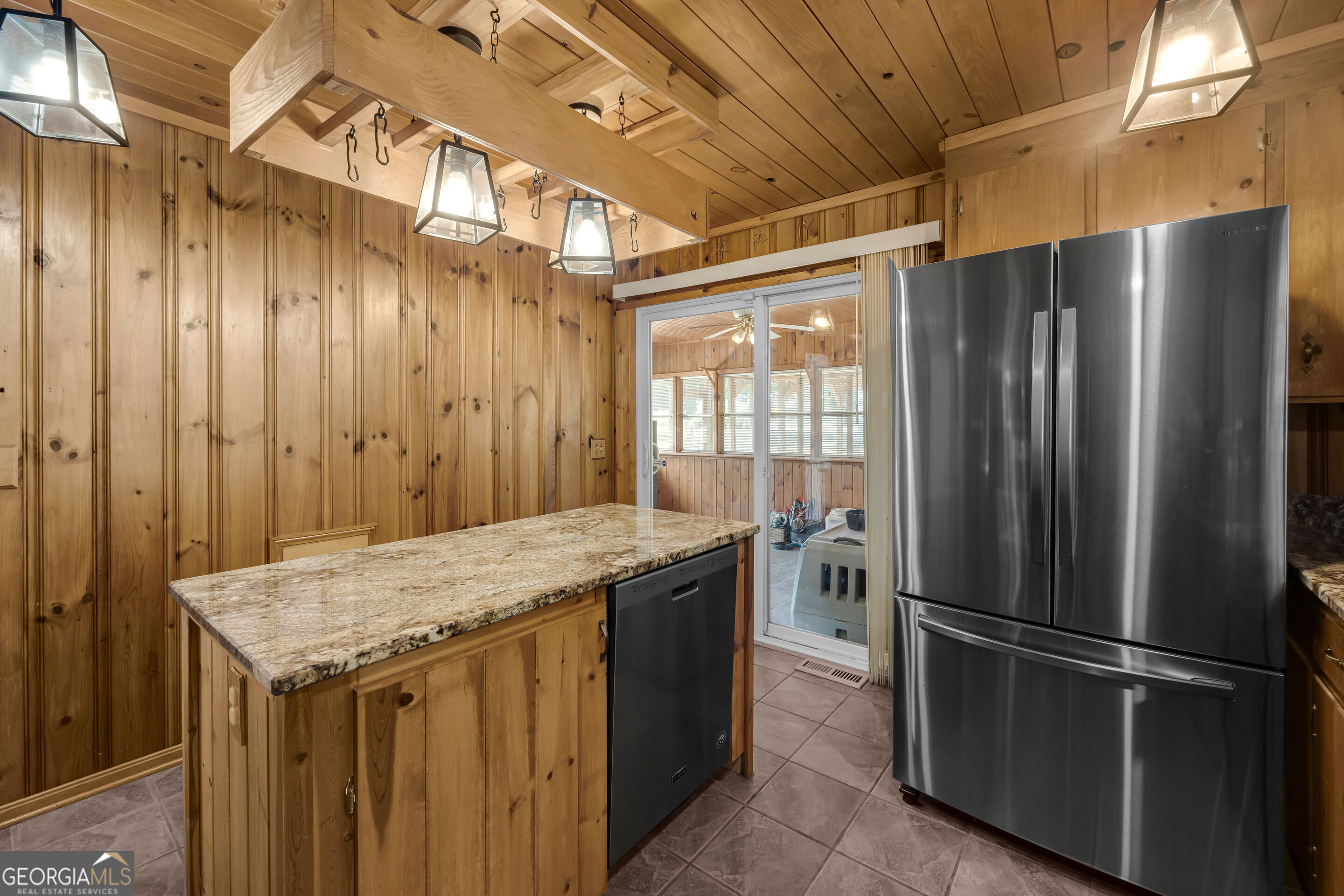 1104 Double Bridges Road Property Photo 11