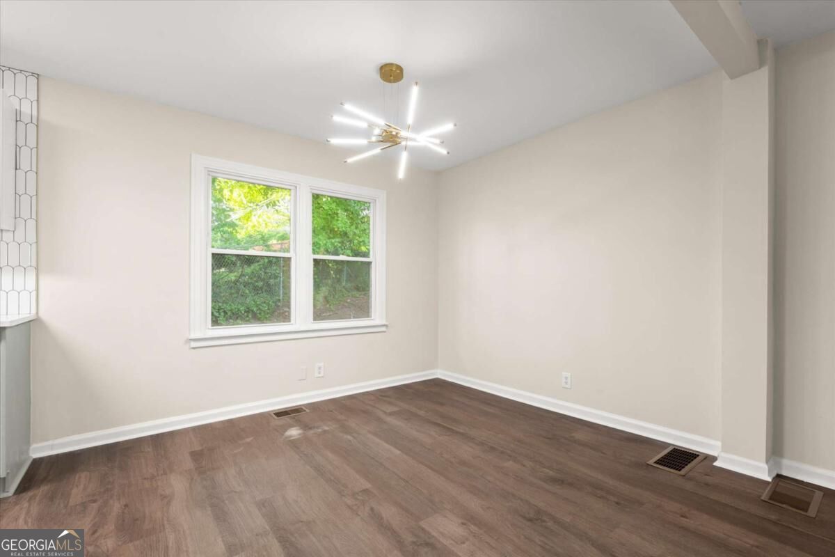 220 Woods Drive Ne Property Photo 20