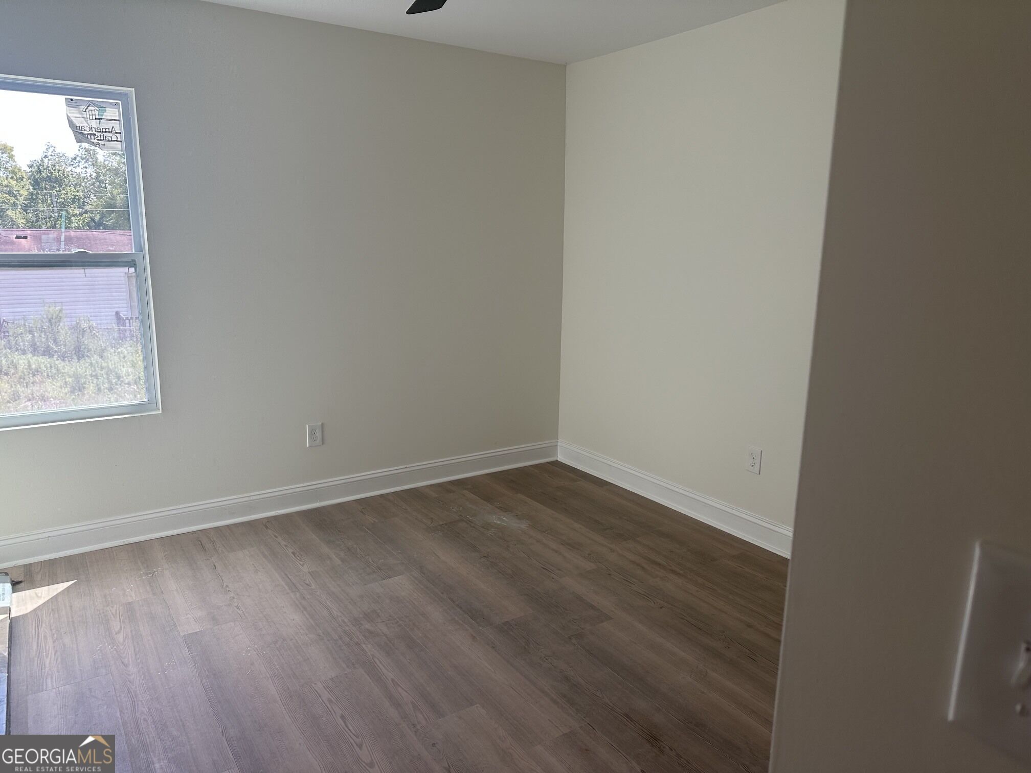 890 Center Hill Avenue Nw Property Photo 15