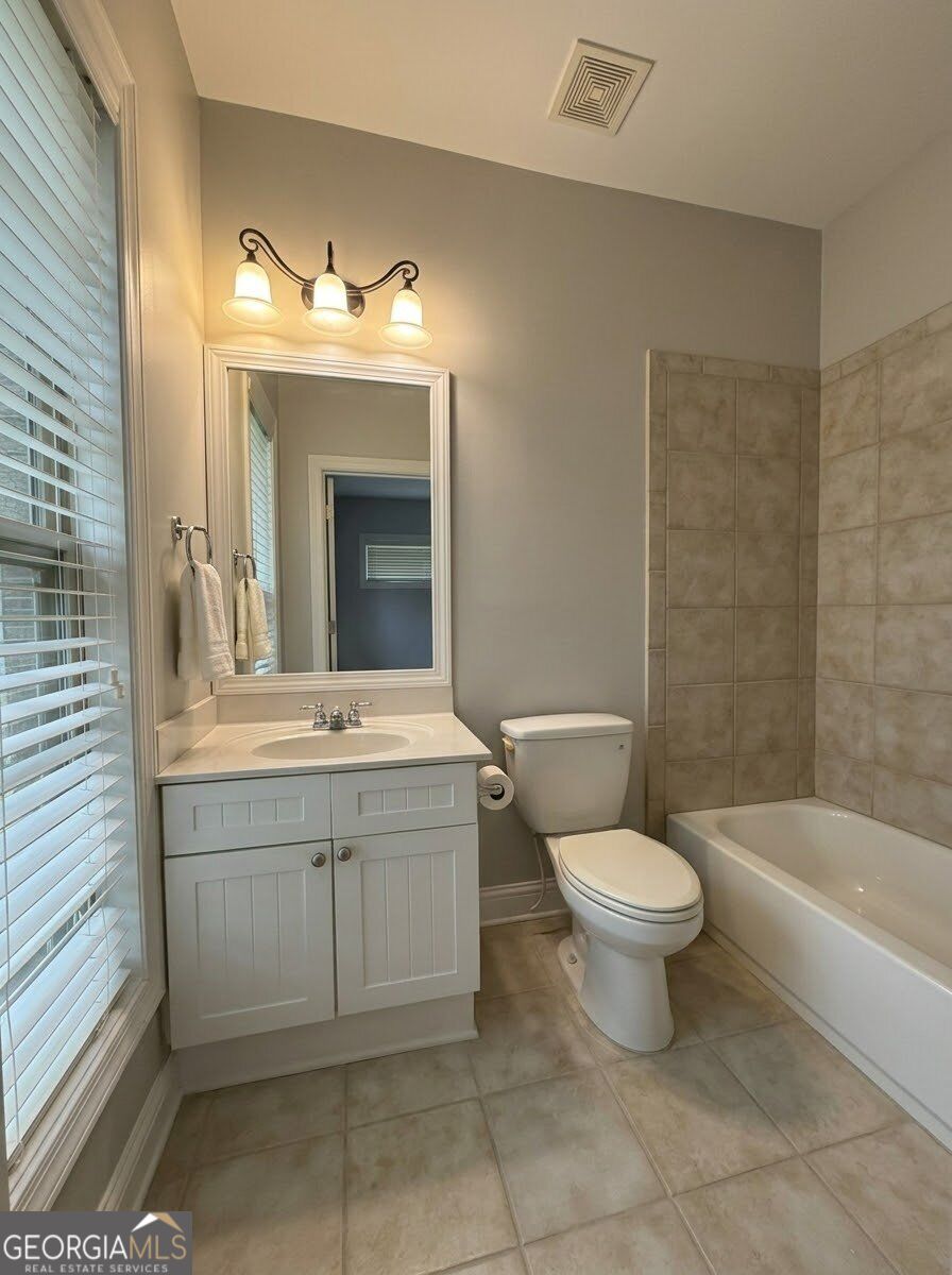 1602 Chatterton Court Ne # 106 Property Photo 19