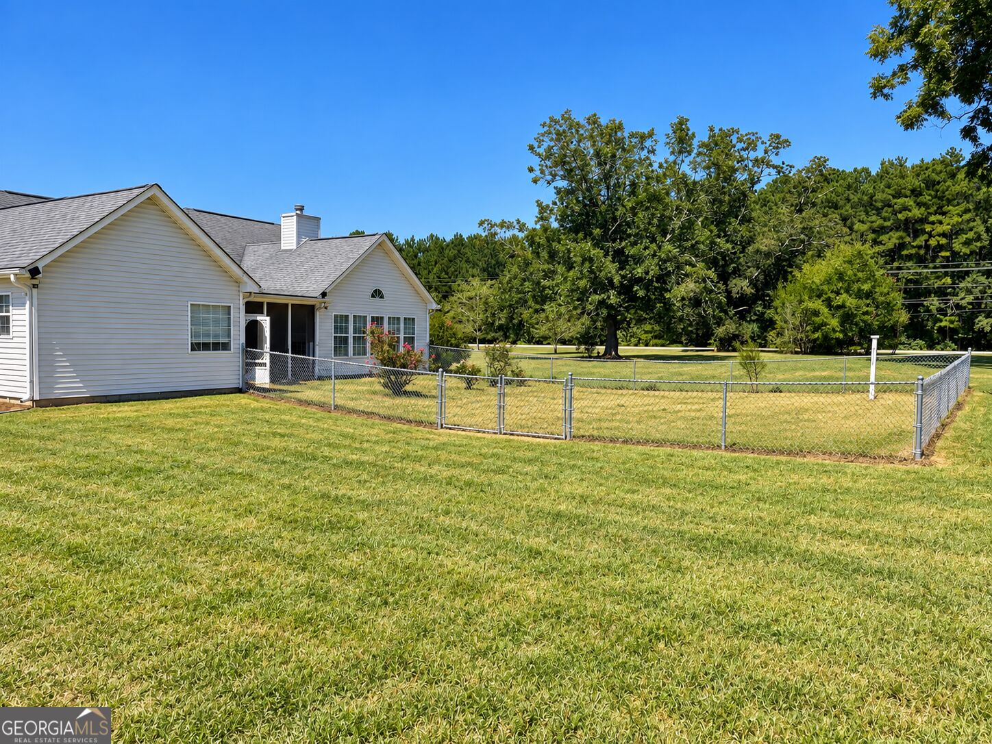 47 Deer Run Property Photo 3