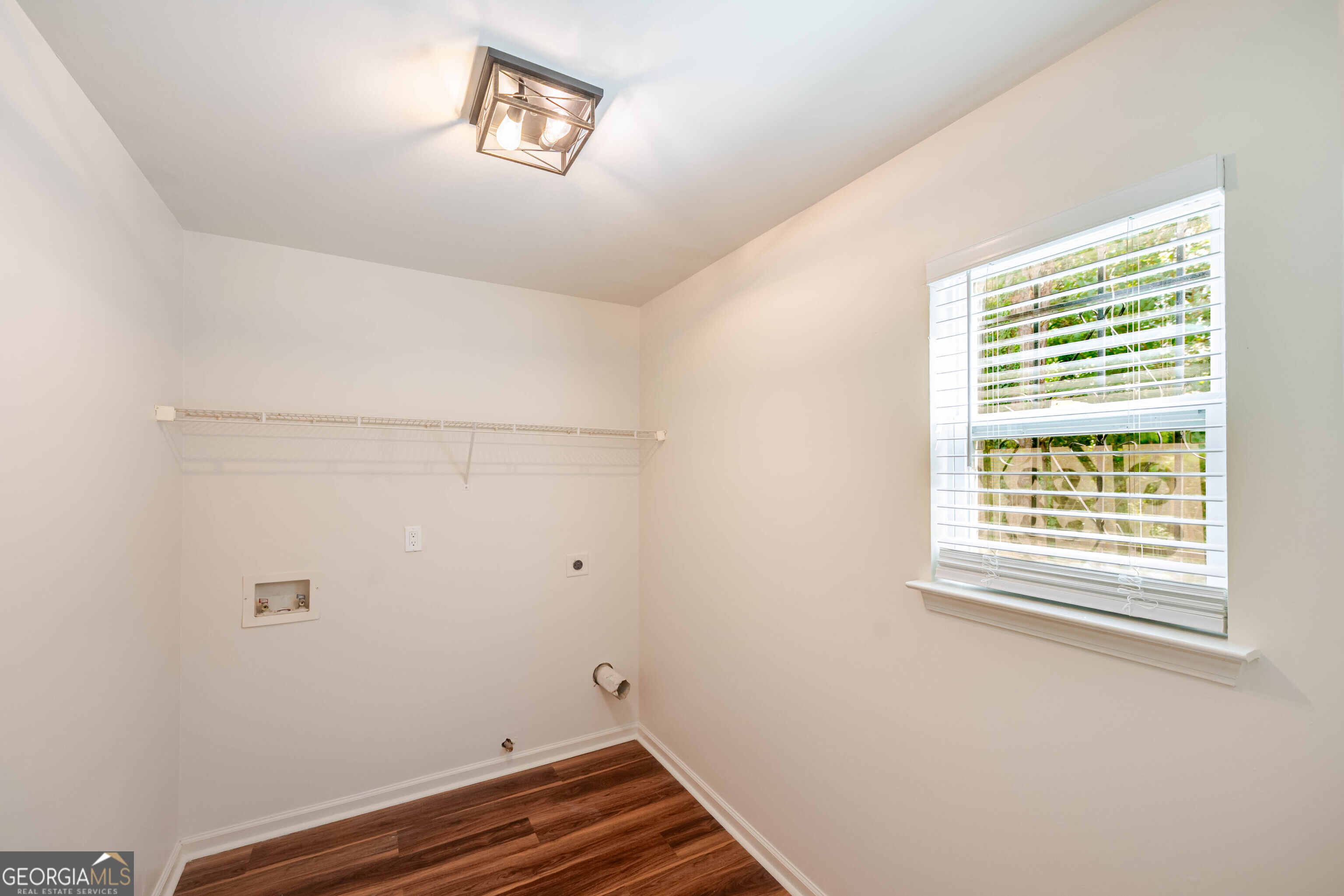1376 Koble Mill Lane Property Photo 19