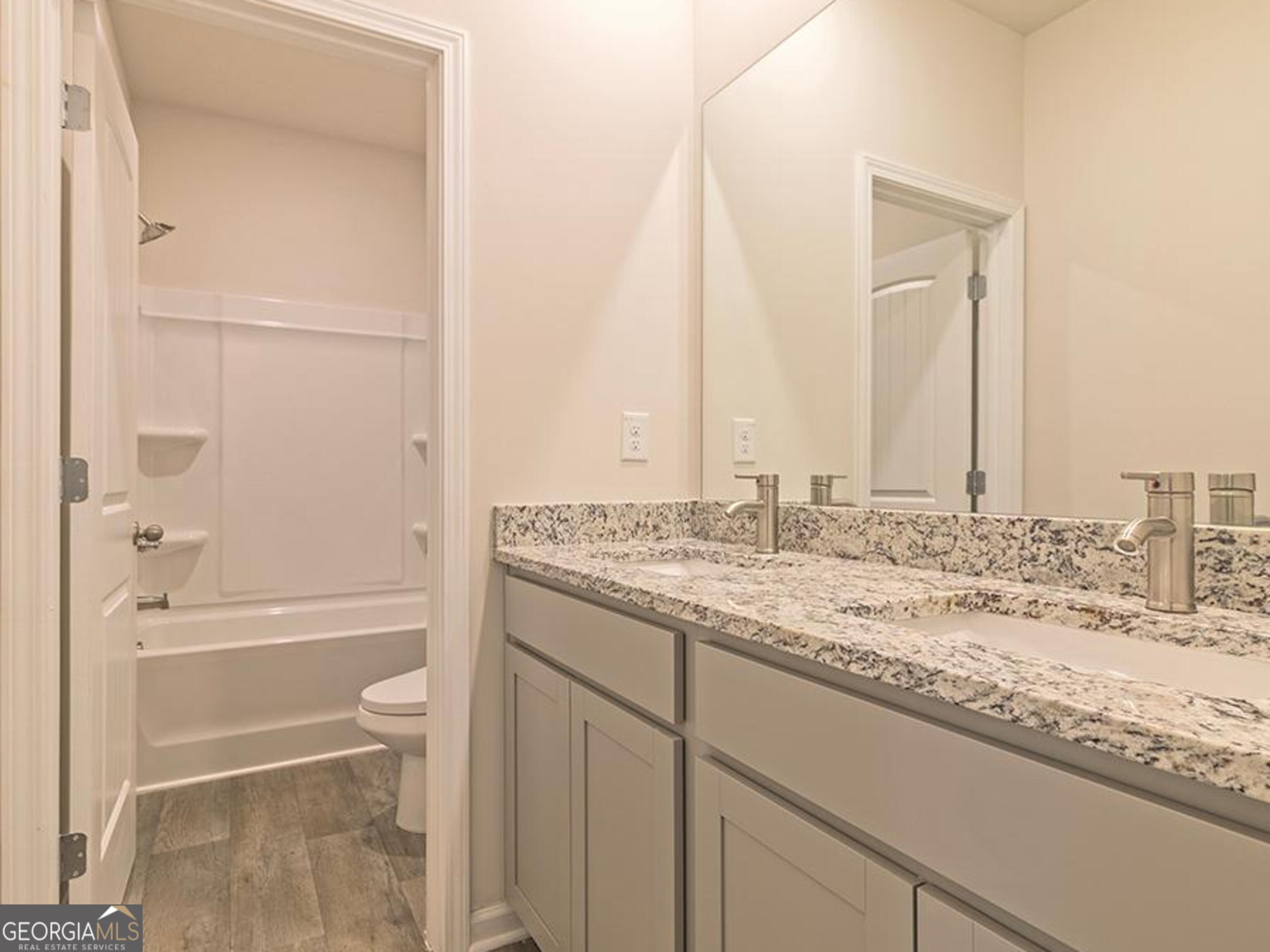 629 Encore Drive Property Photo 6