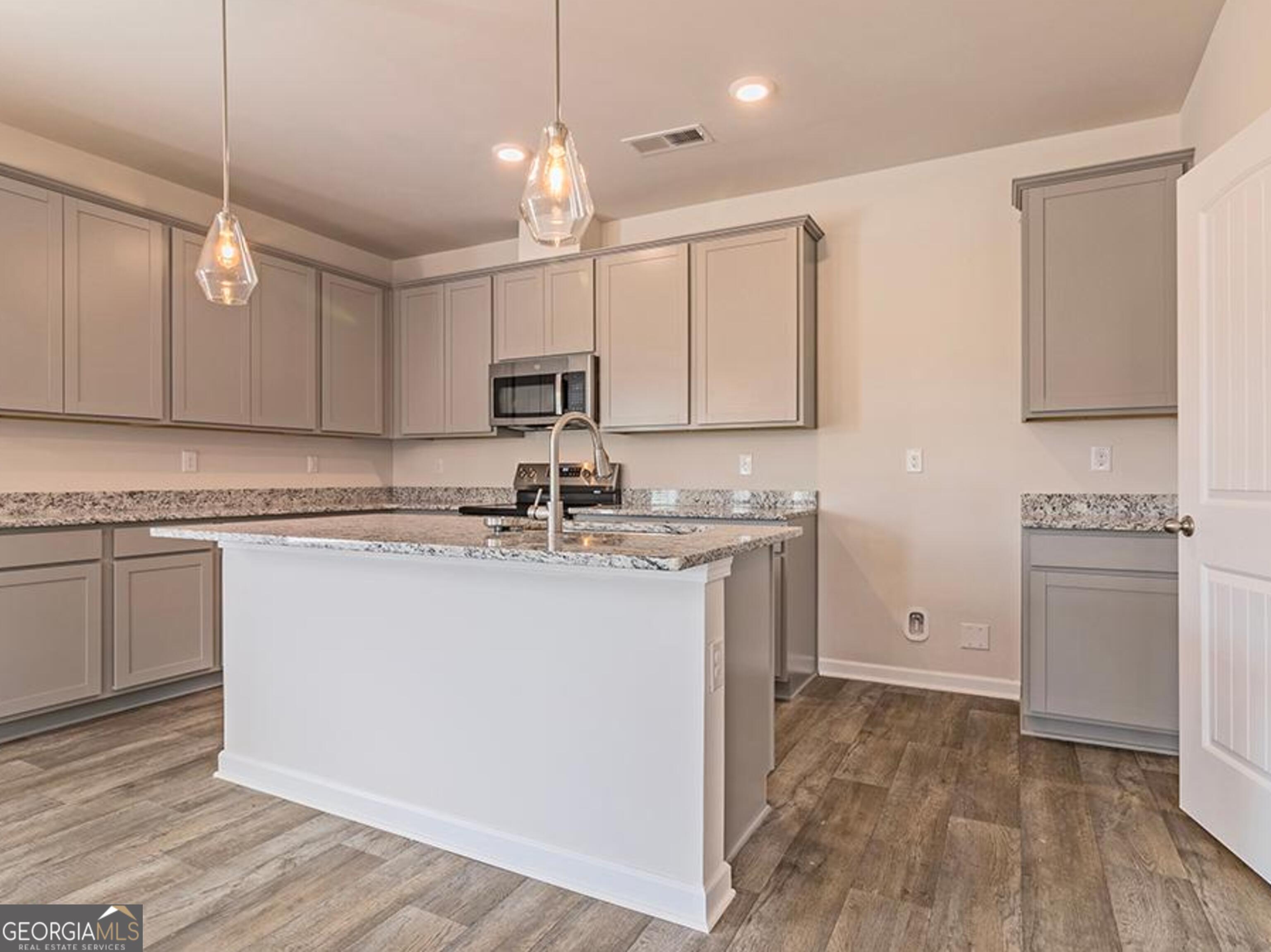 629 Encore Drive Property Photo 15