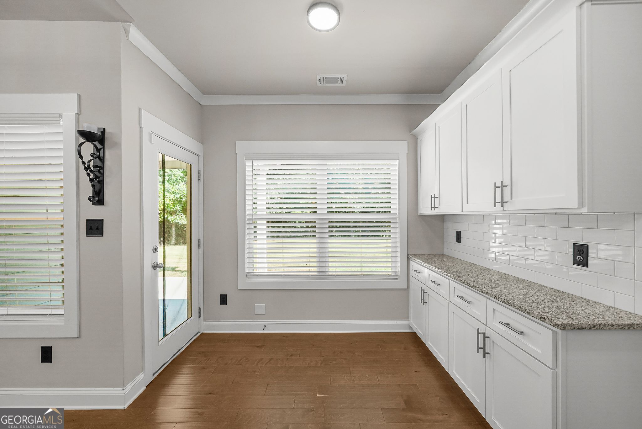 8844 St Andrews Parkway Property Photo 11