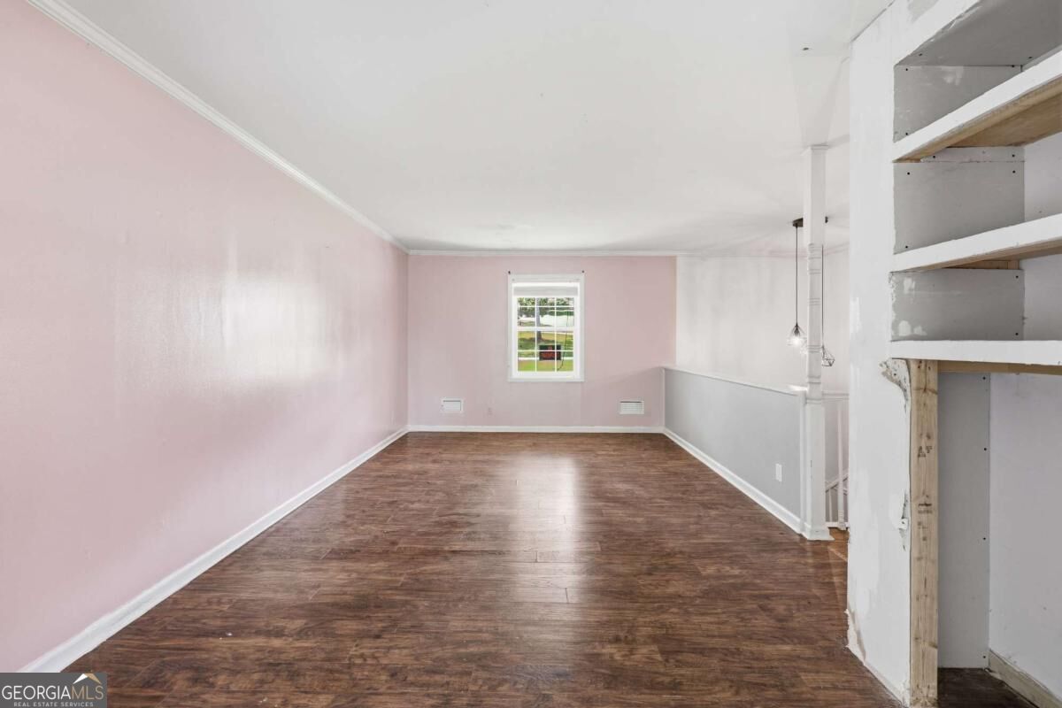 1920 Long Ridge Drive Property Photo 6