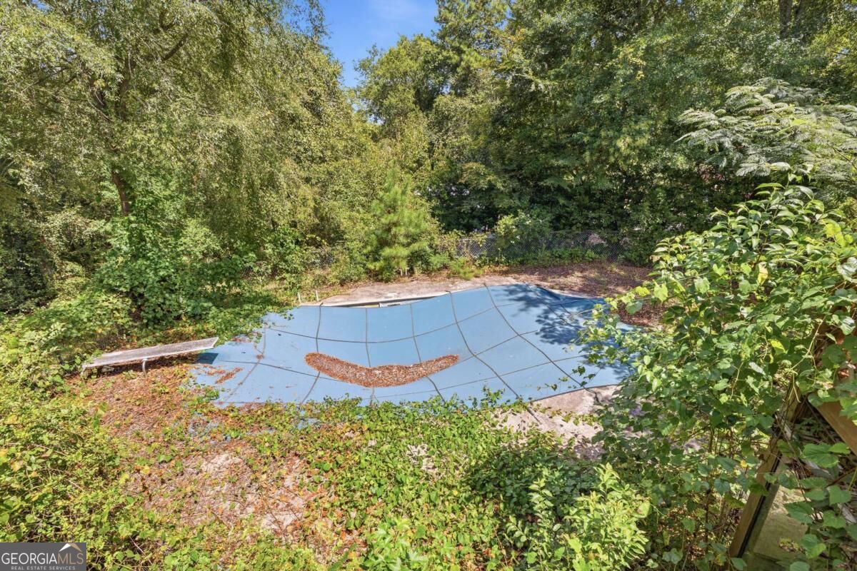 1920 Long Ridge Drive Property Photo 7