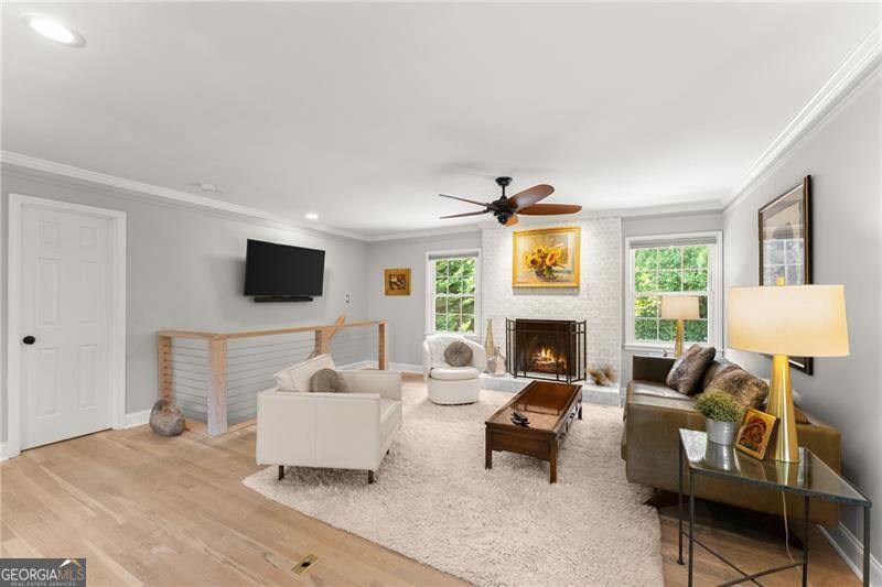 2905 Lanier Beach South Road Property Photo 9
