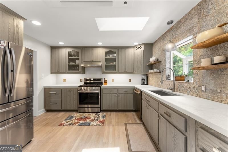 2905 Lanier Beach South Road Property Photo 18