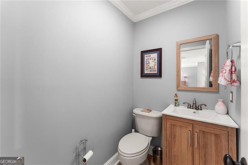 2905 Lanier Beach South Road Property Photo 24