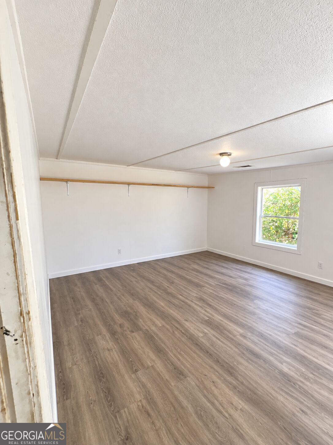 2392 Hancock Drive Property Photo 7