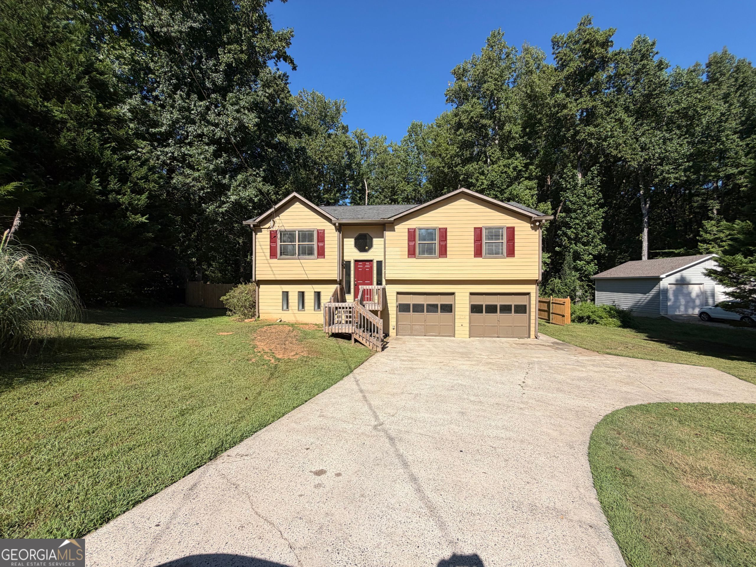 324 Adelene Way Property Photo 1