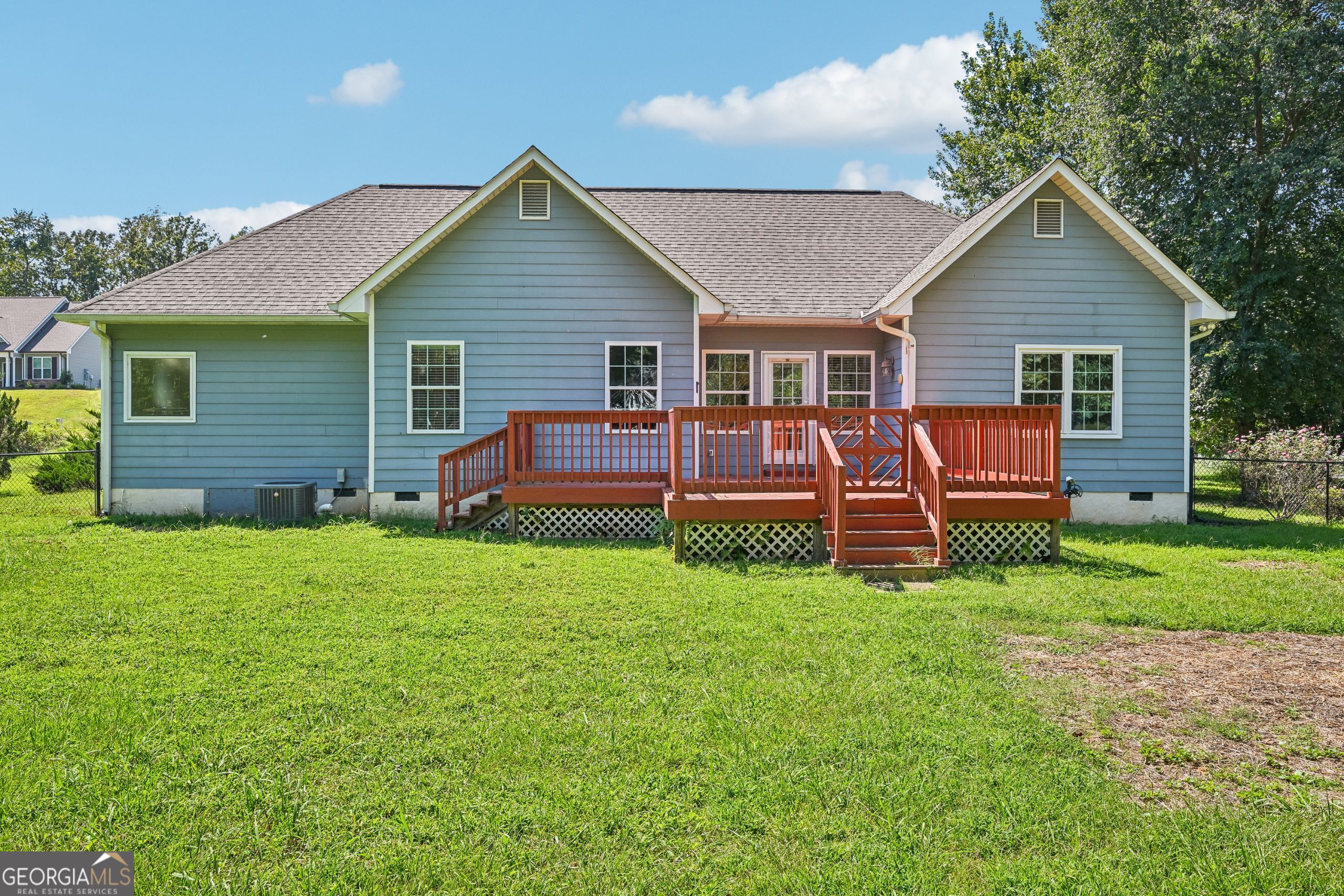 116 Savannah Street Se Property Photo 5