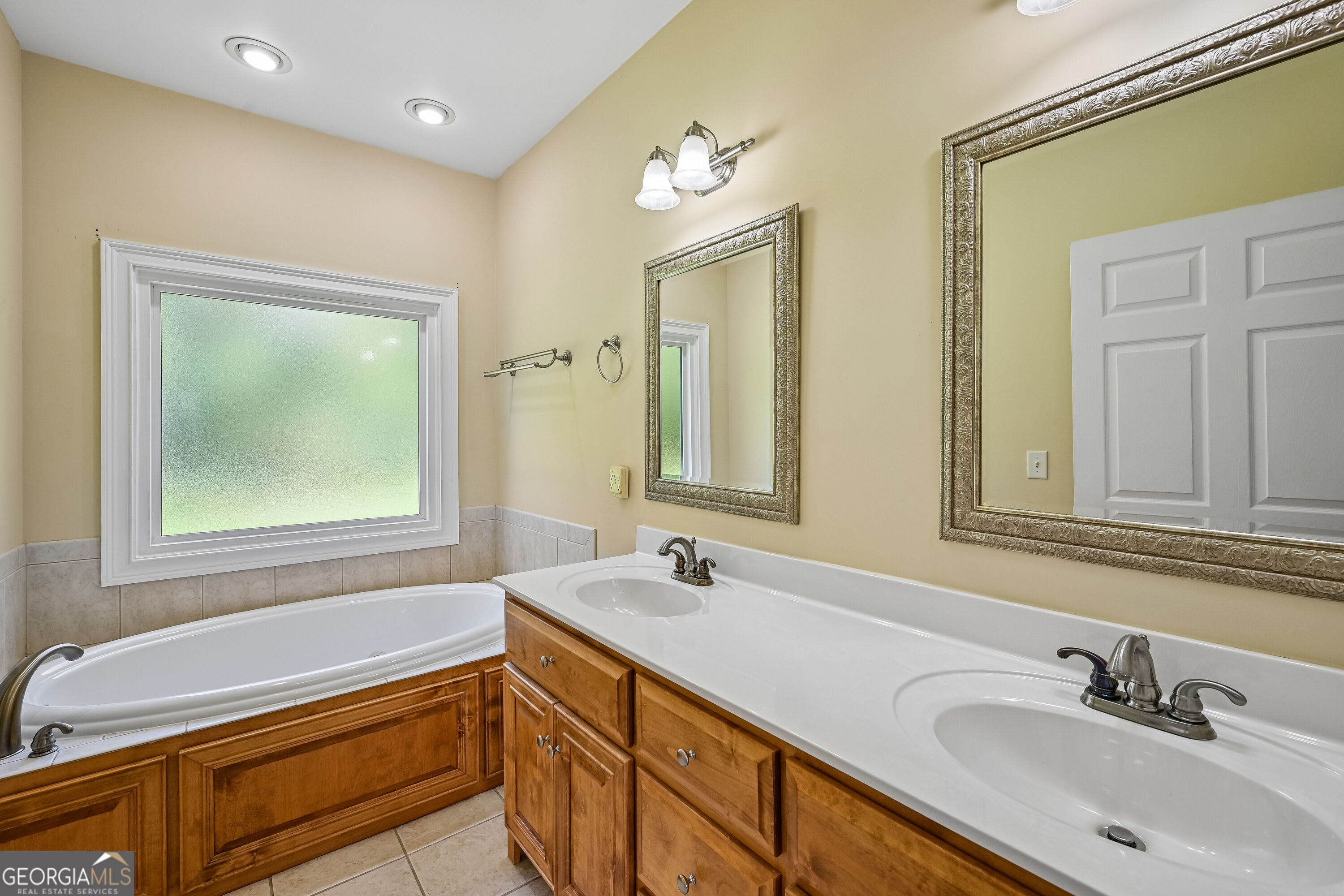 116 Savannah Street Se Property Photo 10