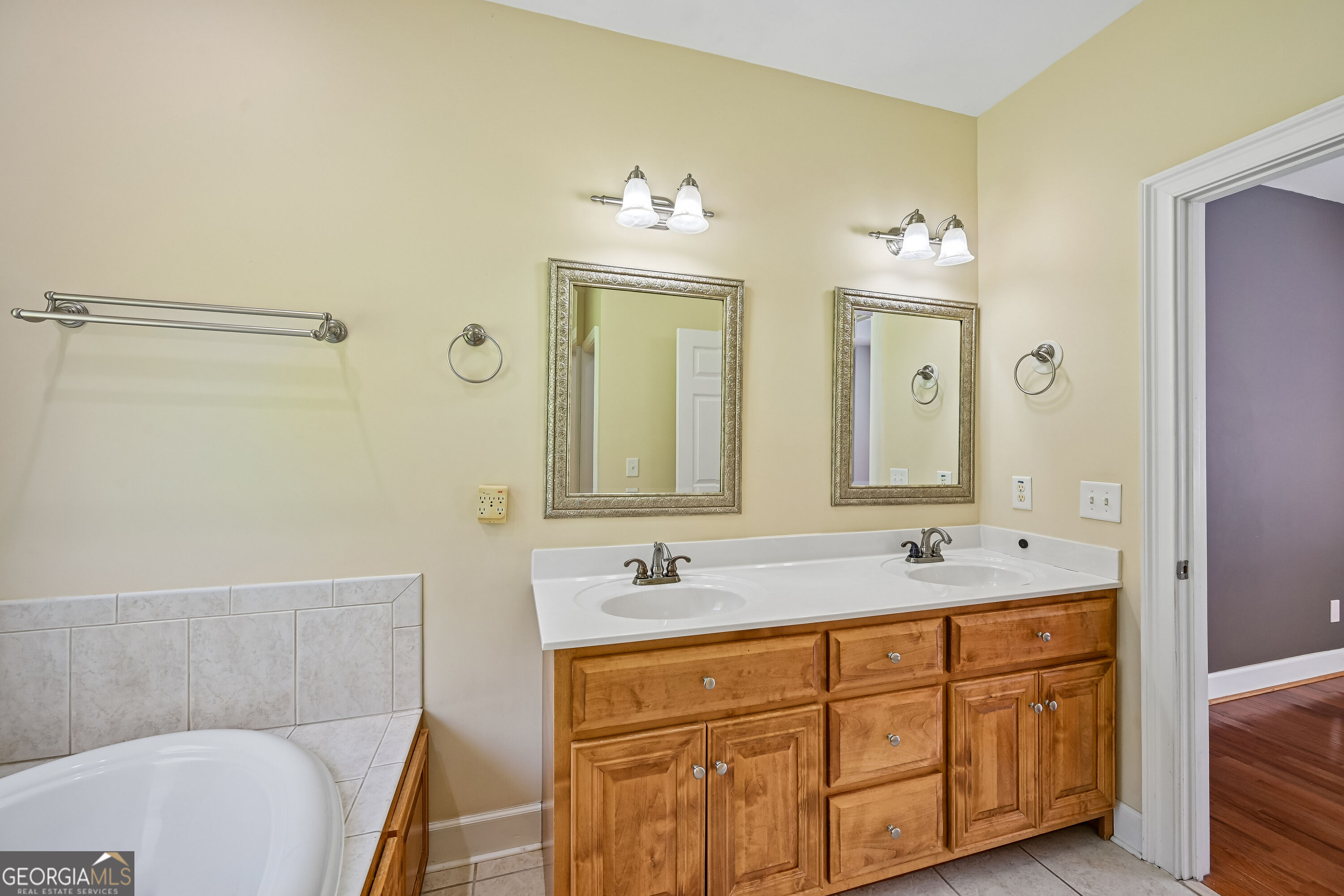 116 Savannah Street Se Property Photo 38