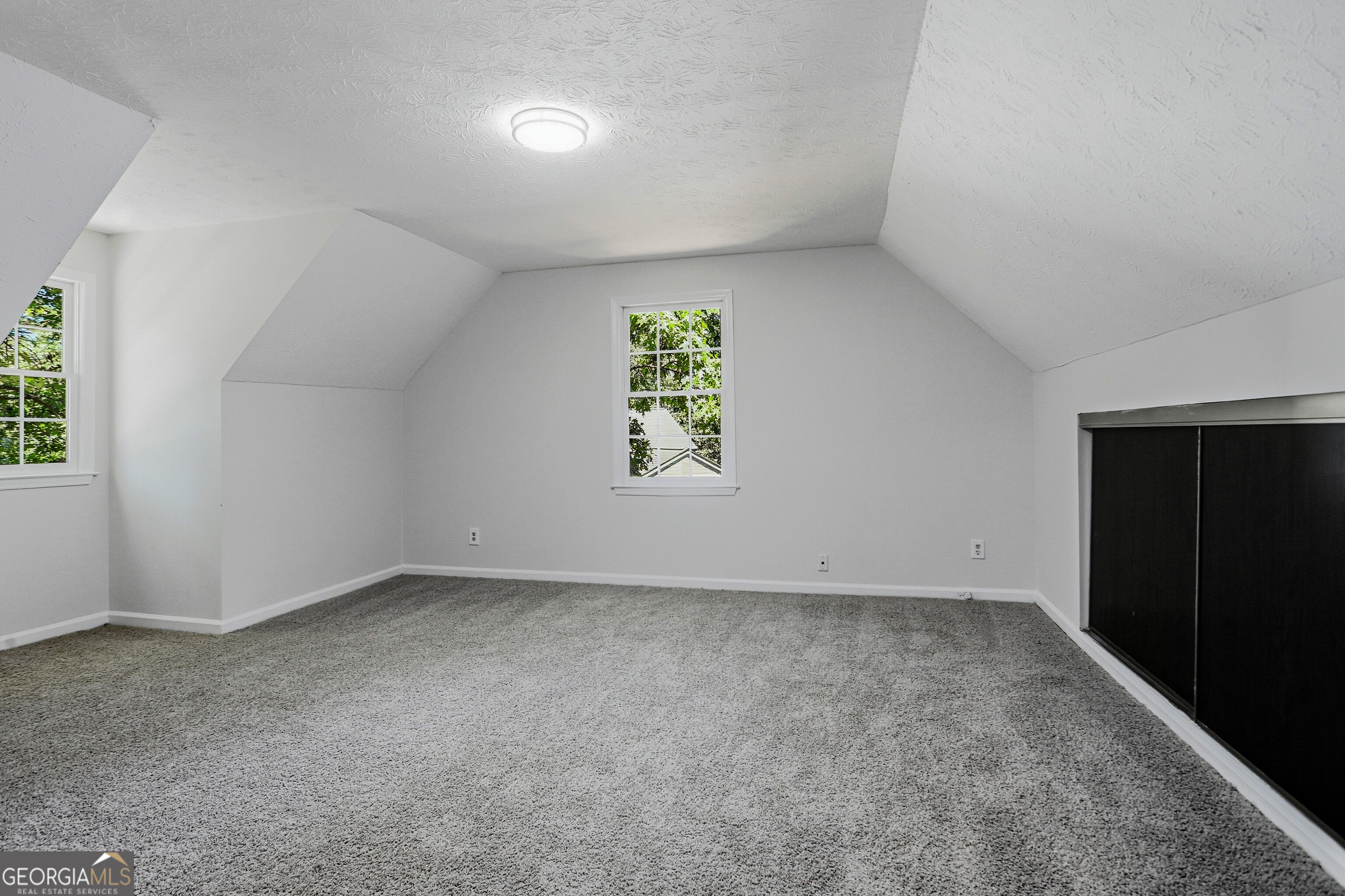 485 Barrington Loop Property Photo 18