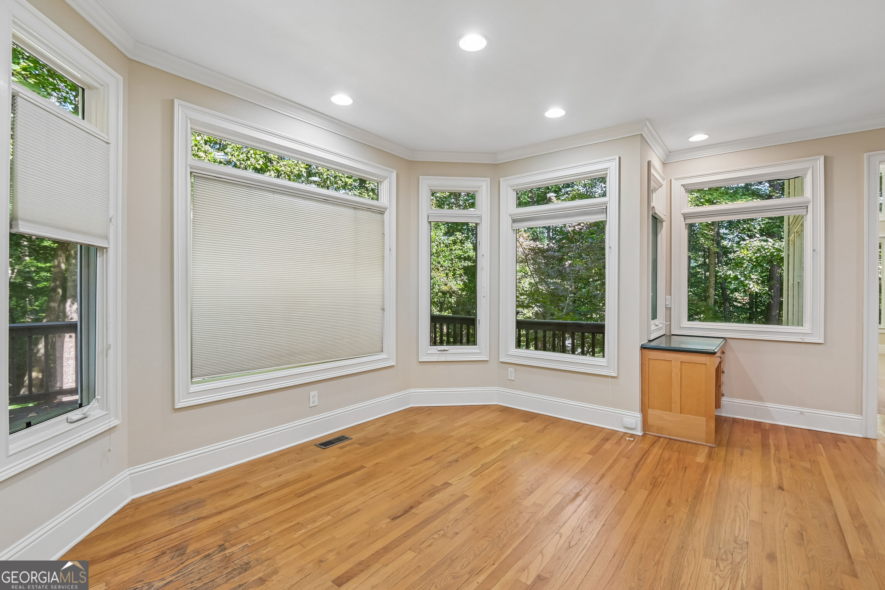720 Barberry Drive Property Photo 26