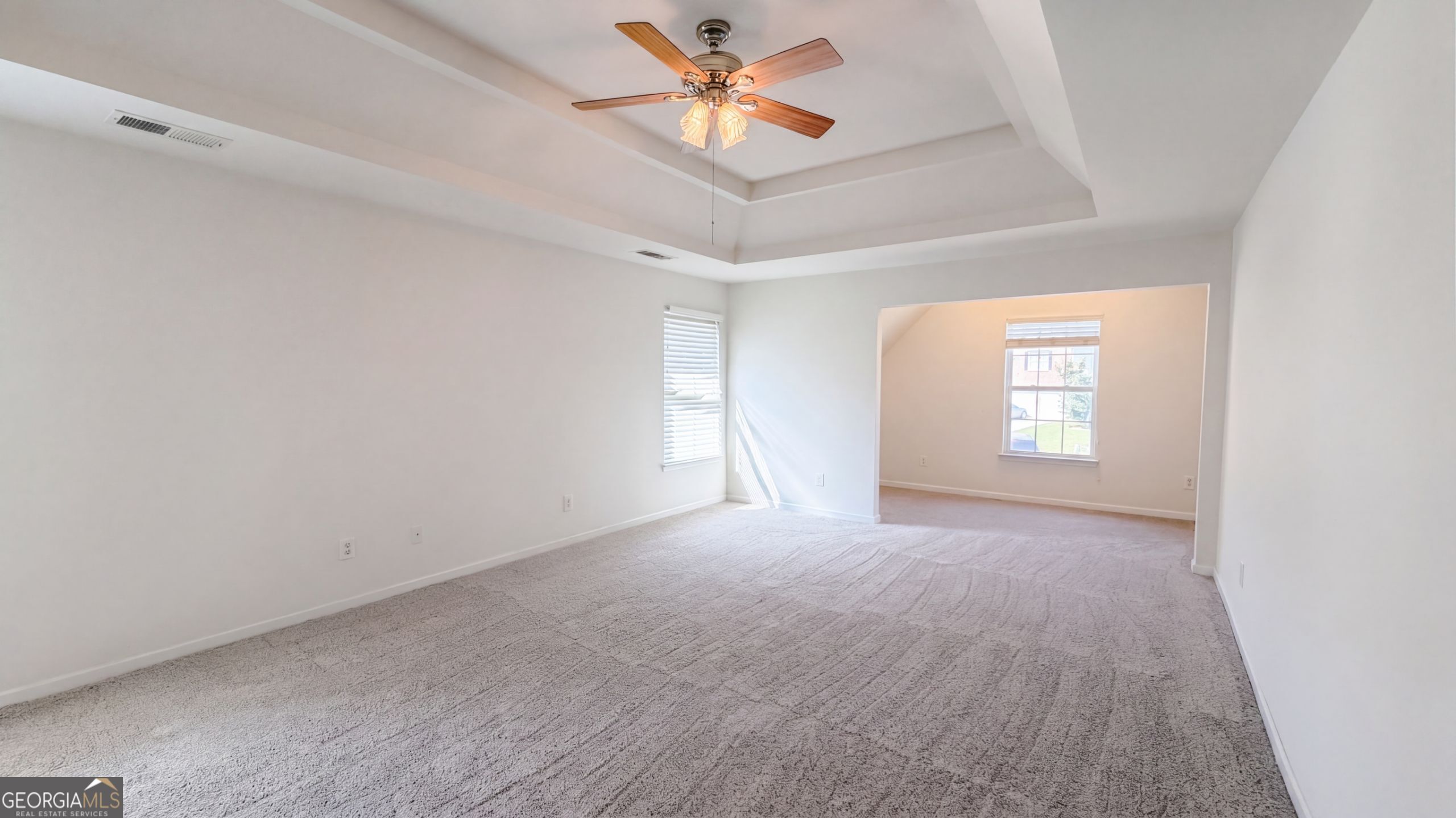 330 Oxnard Circle Sw Property Photo 4