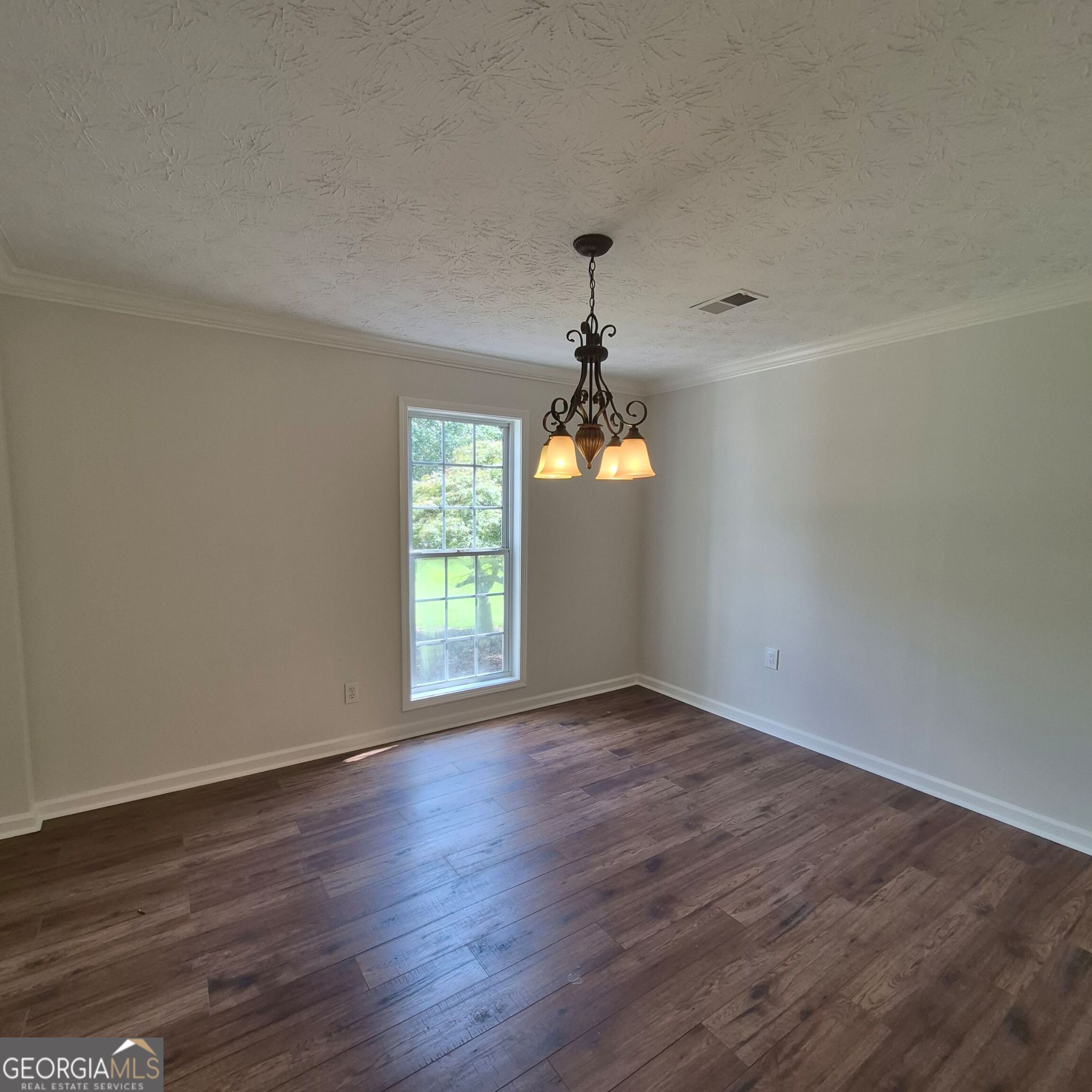709 Sunny Field Lane Property Photo 7