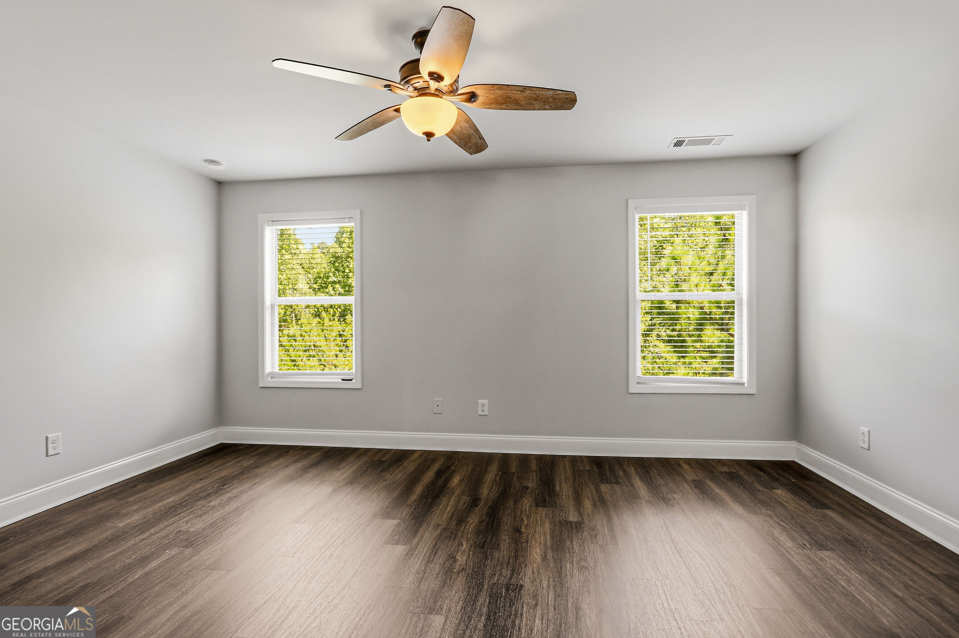 469 Flowing Trail Property Photo 15