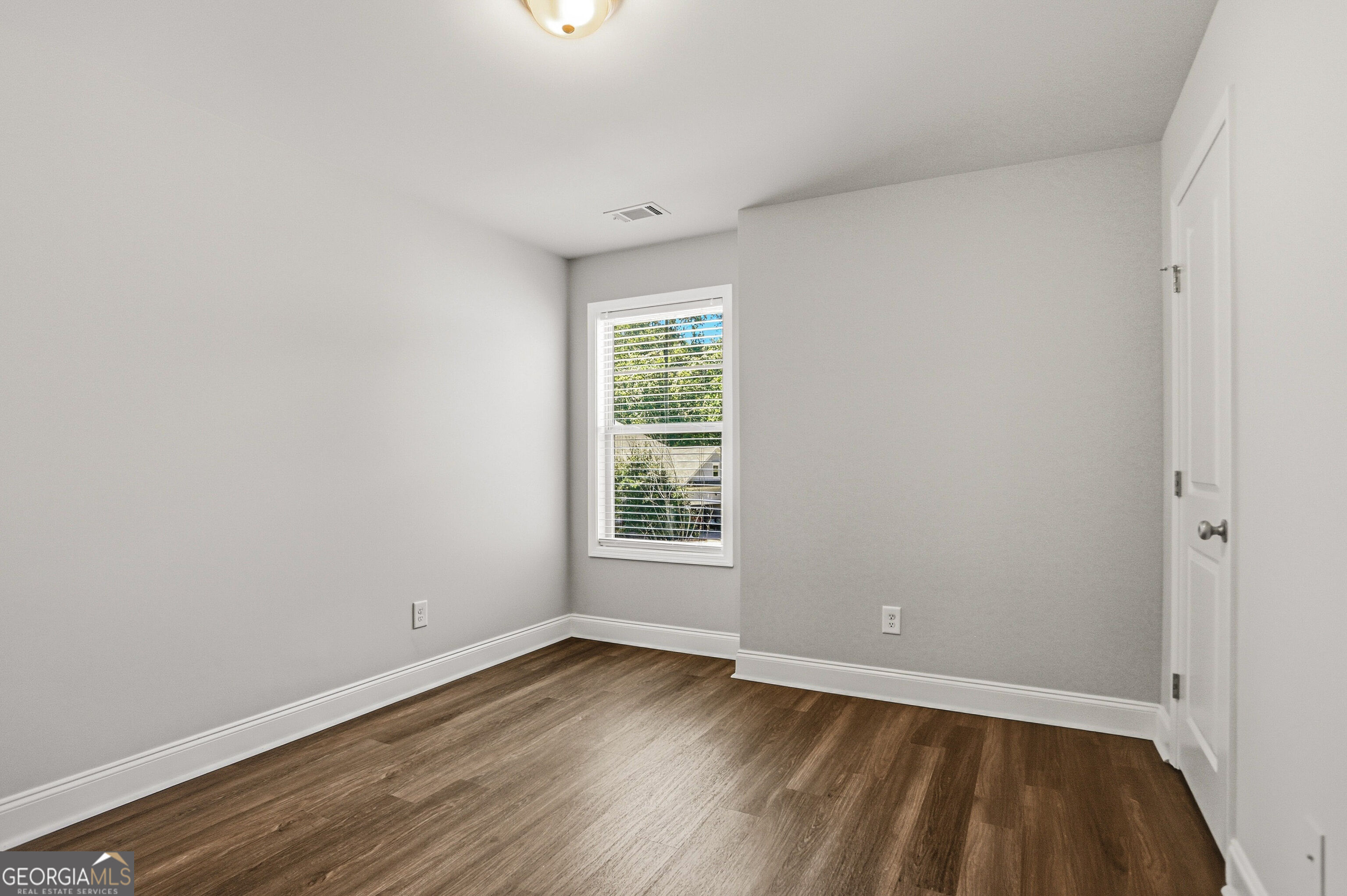 469 Flowing Trail Property Photo 20