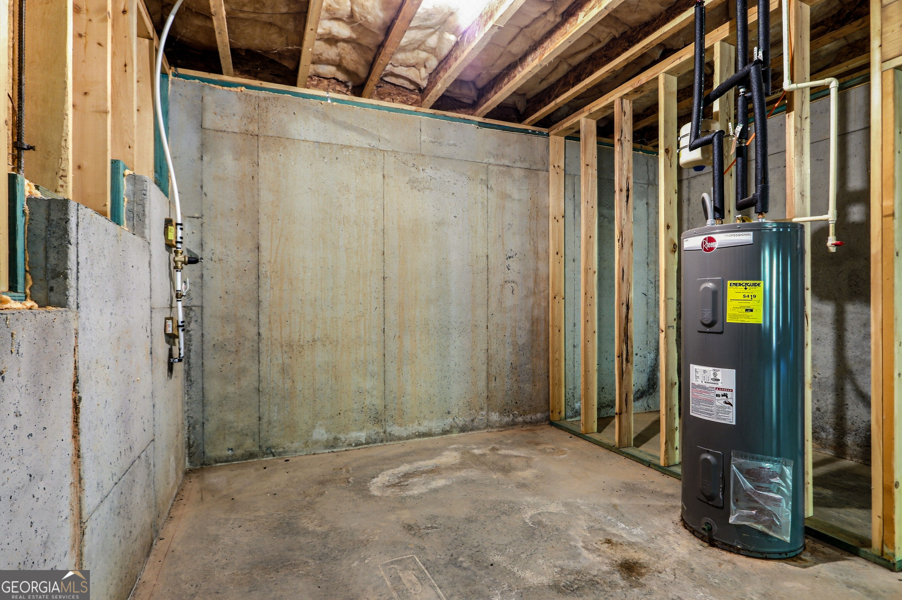 469 Flowing Trail Property Photo 37