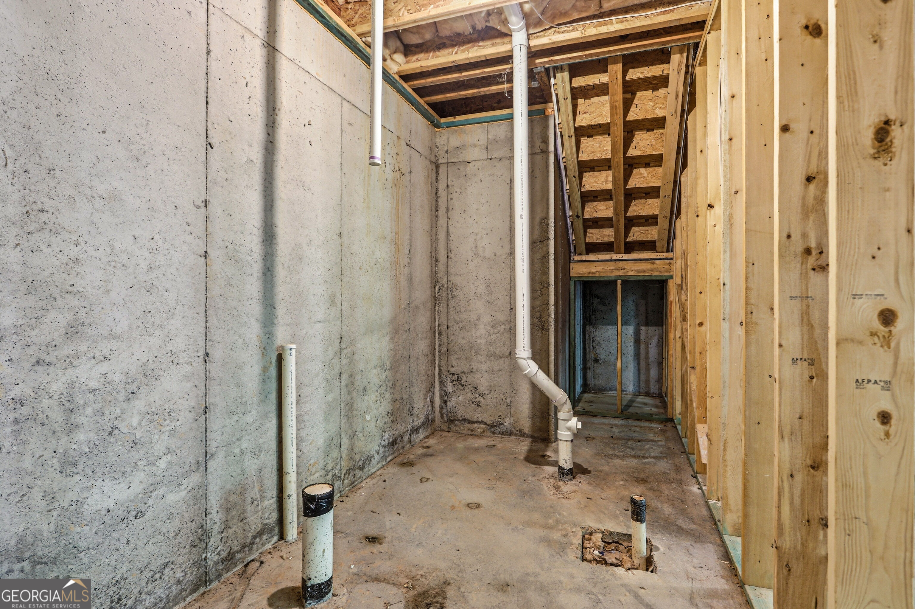 469 Flowing Trail Property Photo 38