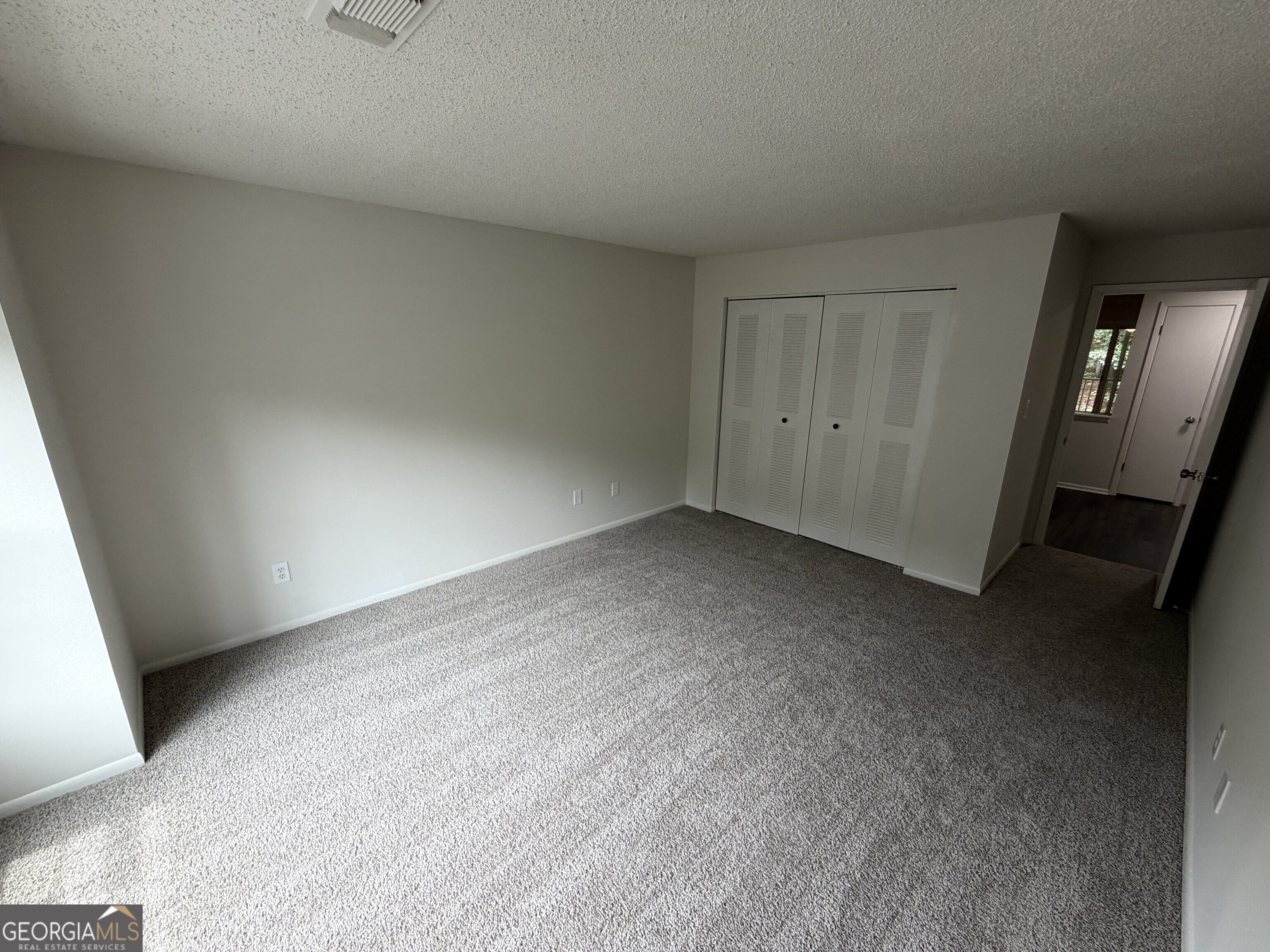 18 Springhedge Court Se Property Photo 19