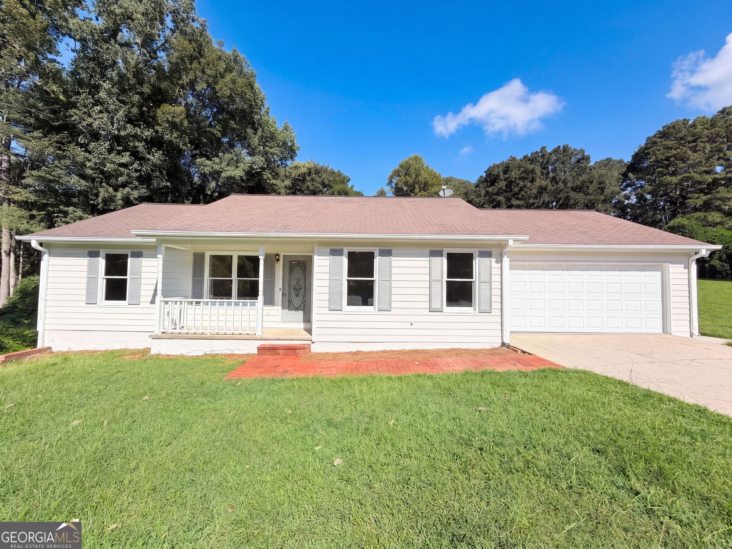 806 Ruswood Road Property Photo 1