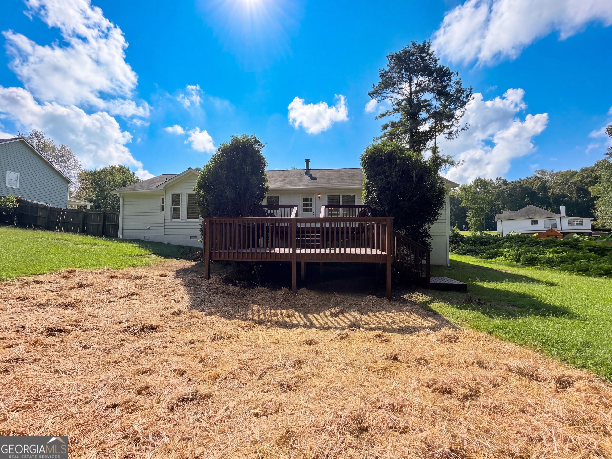 806 Ruswood Road Property Photo 5