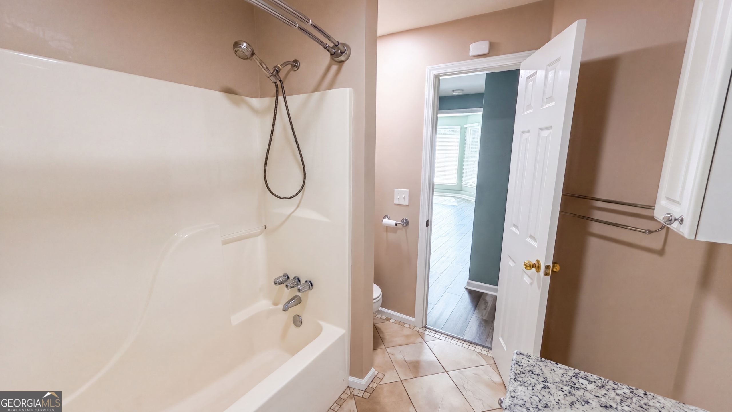 142 Clubhouse Drive Nw Property Photo 16