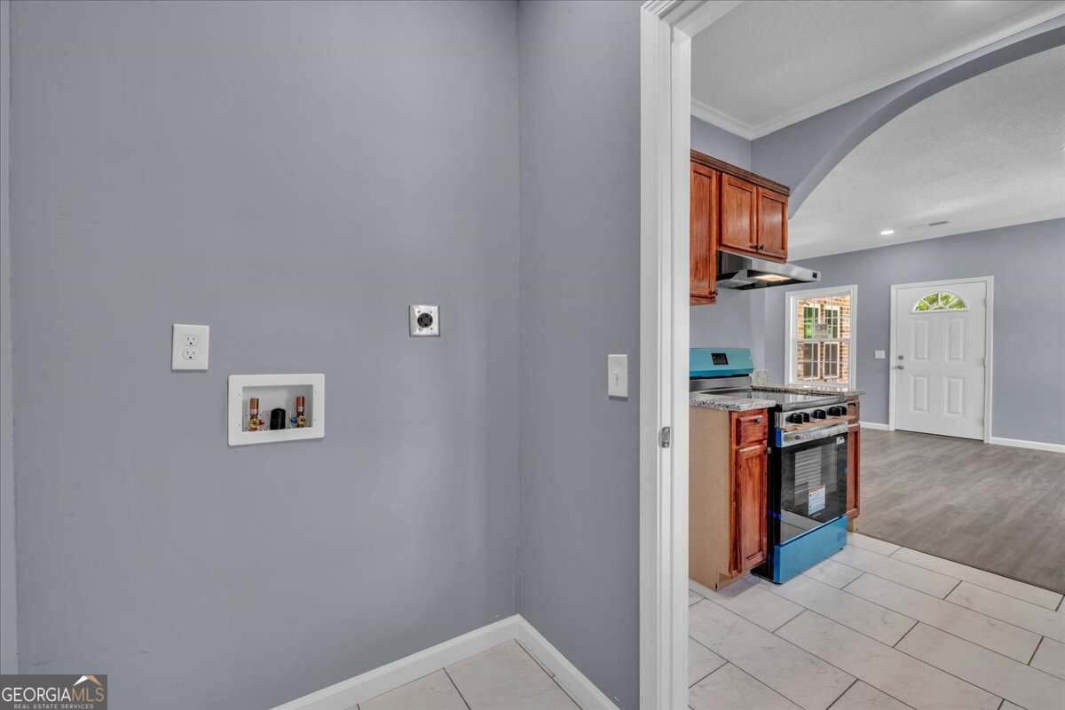 104 Robinson Street Property Photo 11