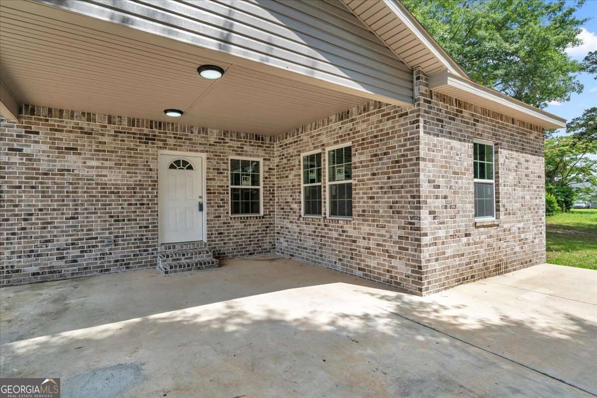 104 Robinson Street Property Photo 28