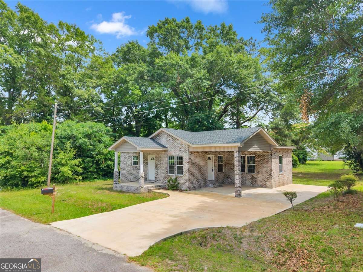 104 Robinson Street Property Photo 30