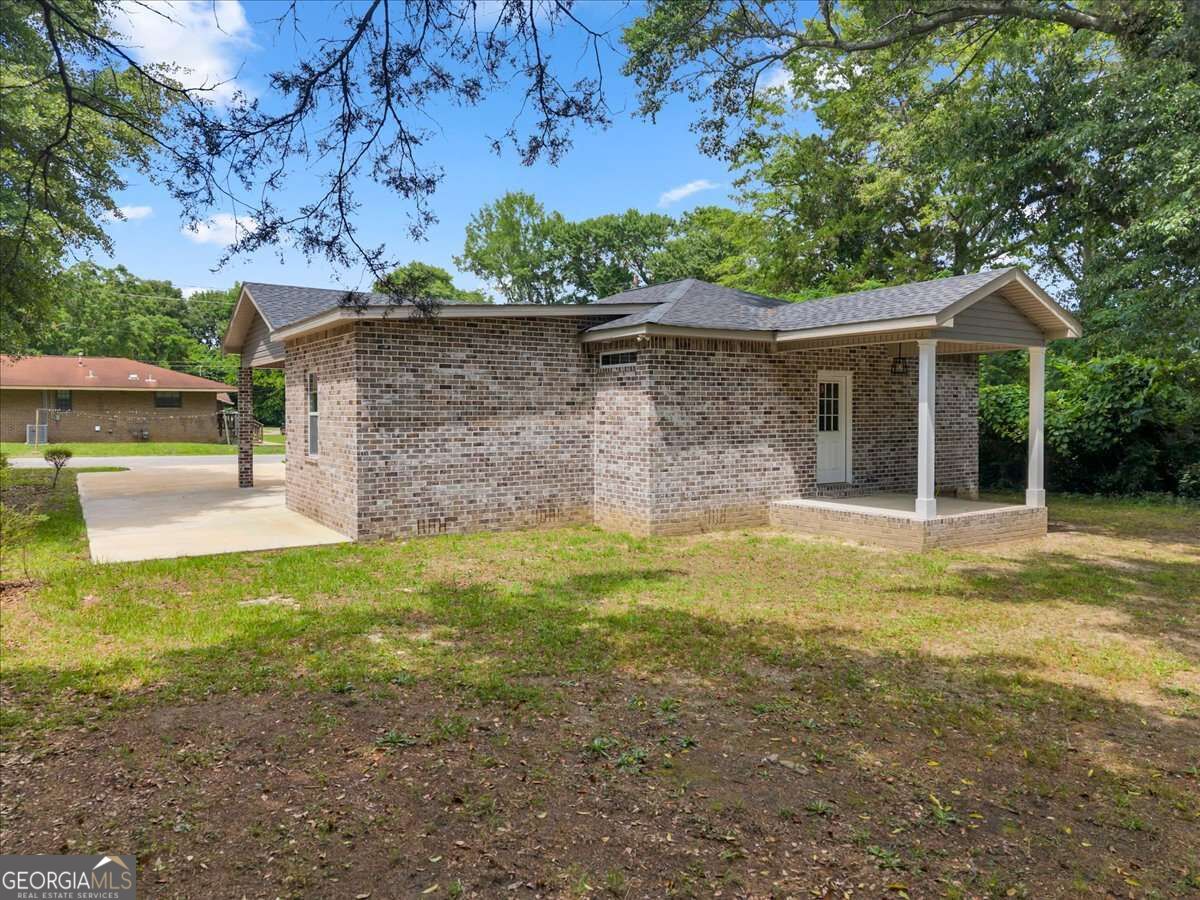 104 Robinson Street Property Photo 34