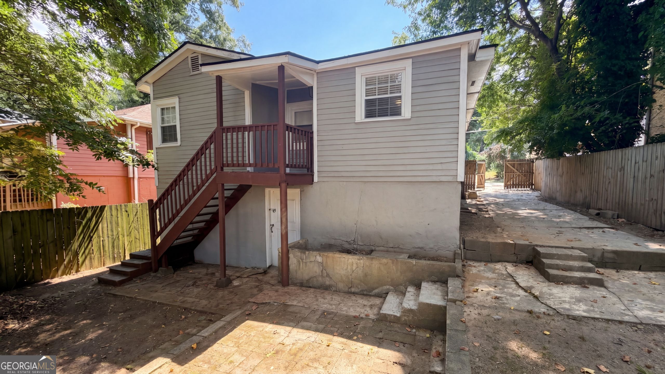 1411 Fulton Avenue Property Photo 5