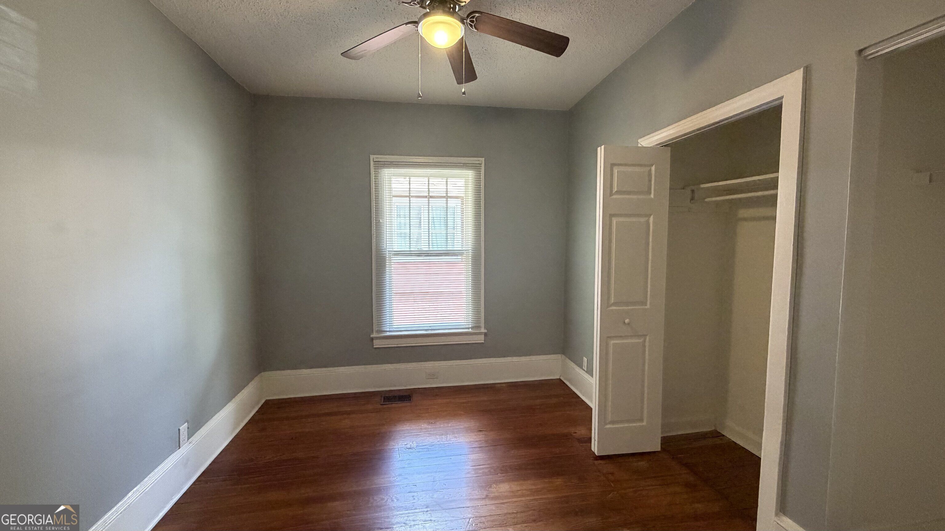 1411 Fulton Avenue Property Photo 11