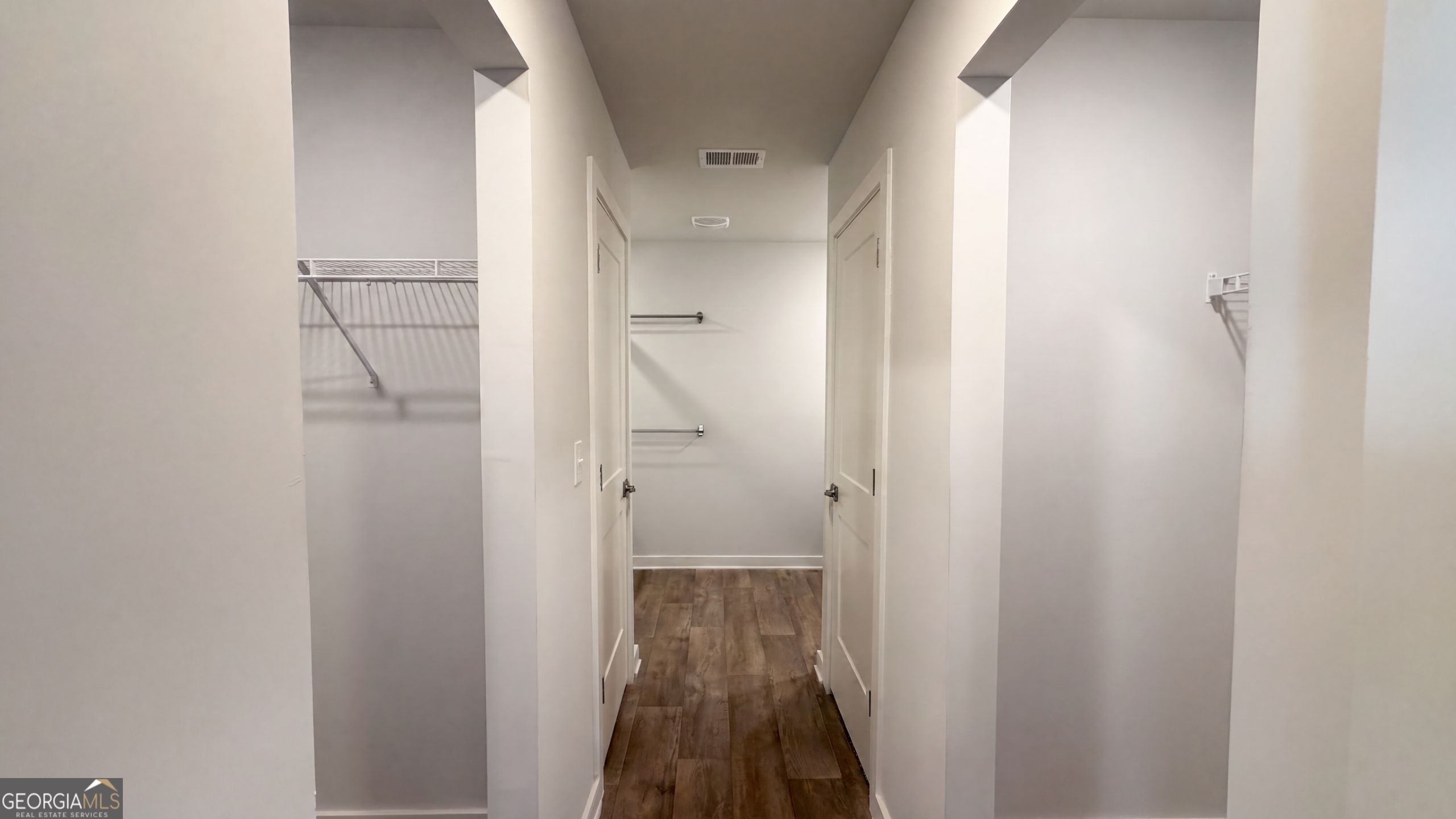 800 Maduro Way Property Photo 14