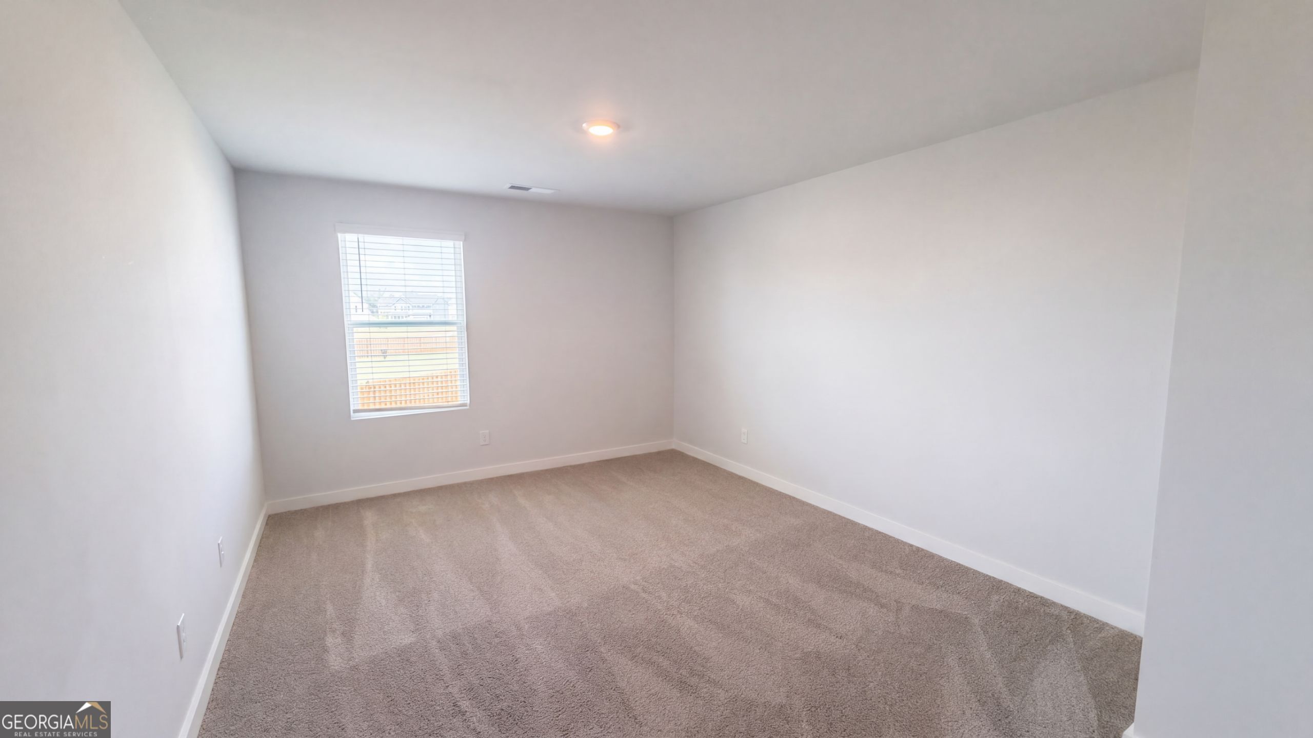800 Maduro Way Property Photo 17