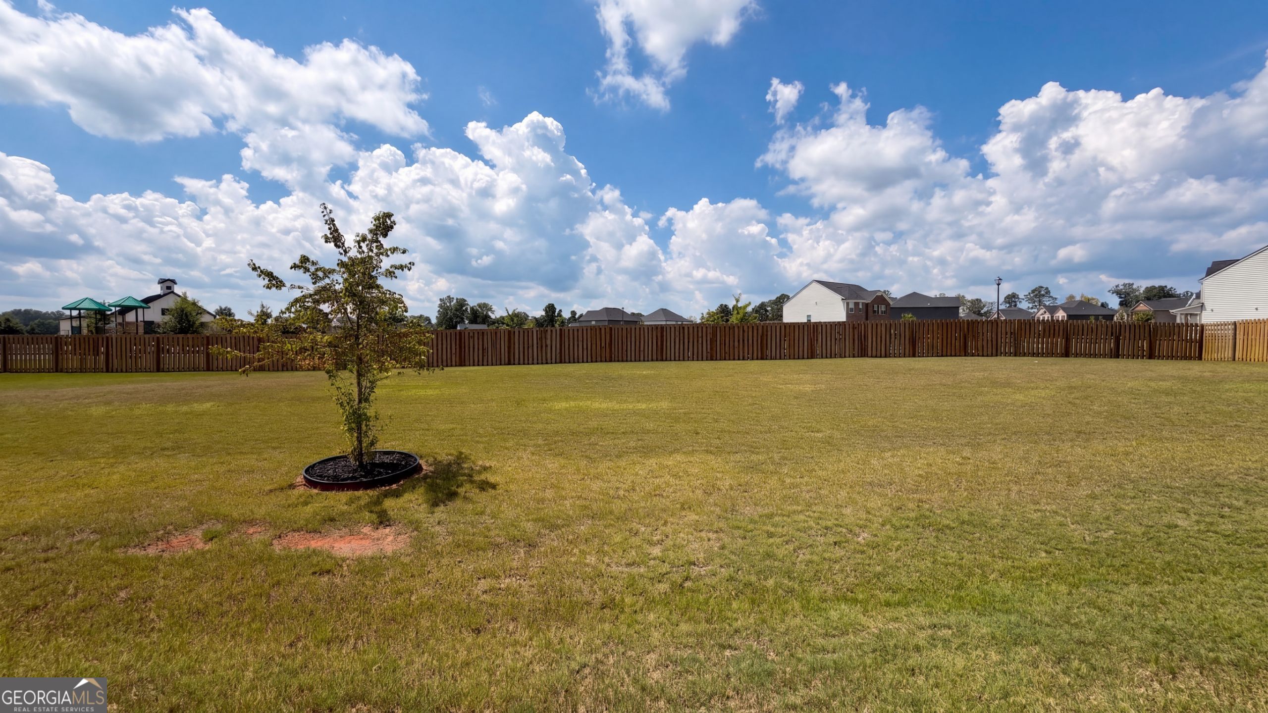 800 Maduro Way Property Photo 27