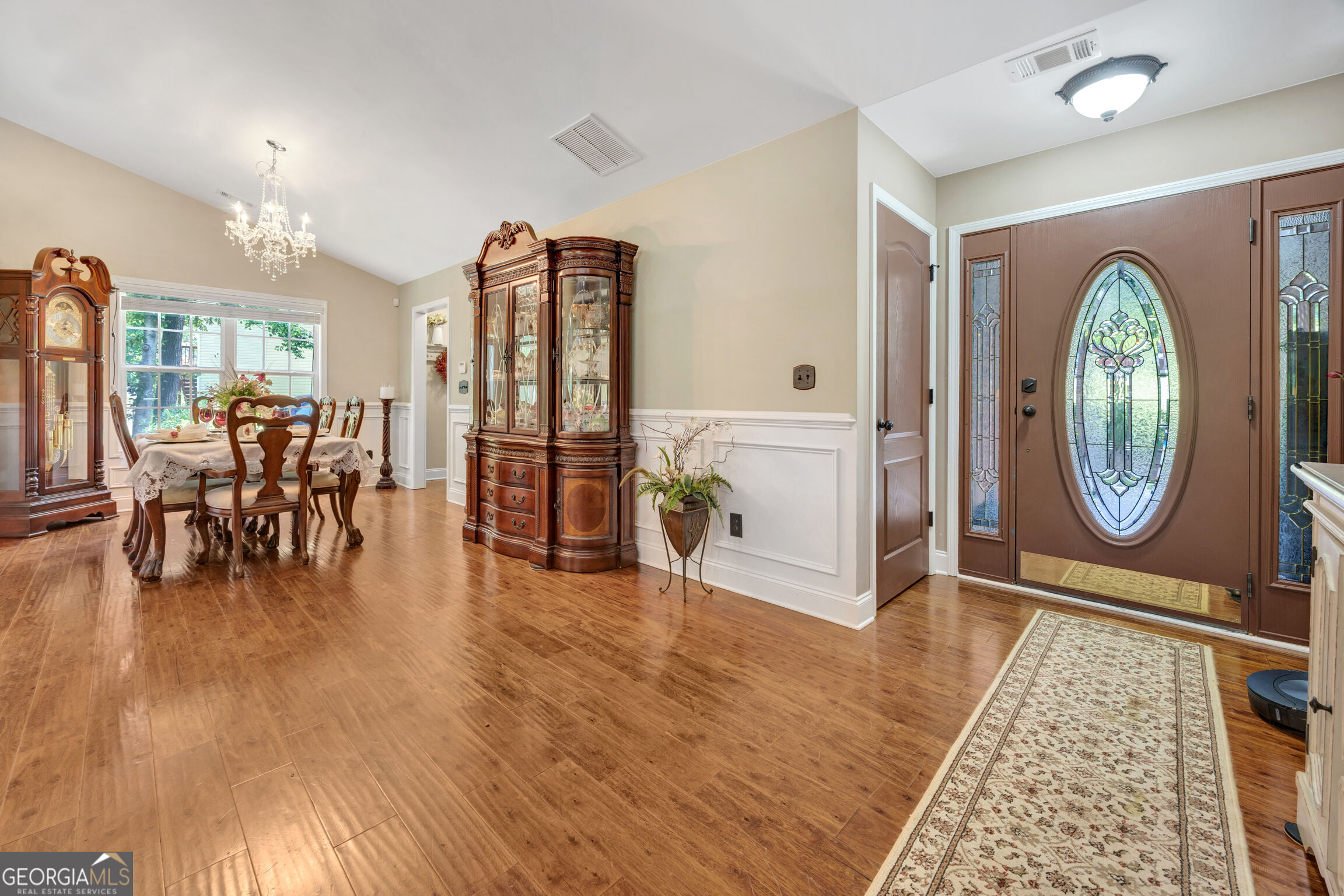40 Woodcrest Avenue Property Photo 5